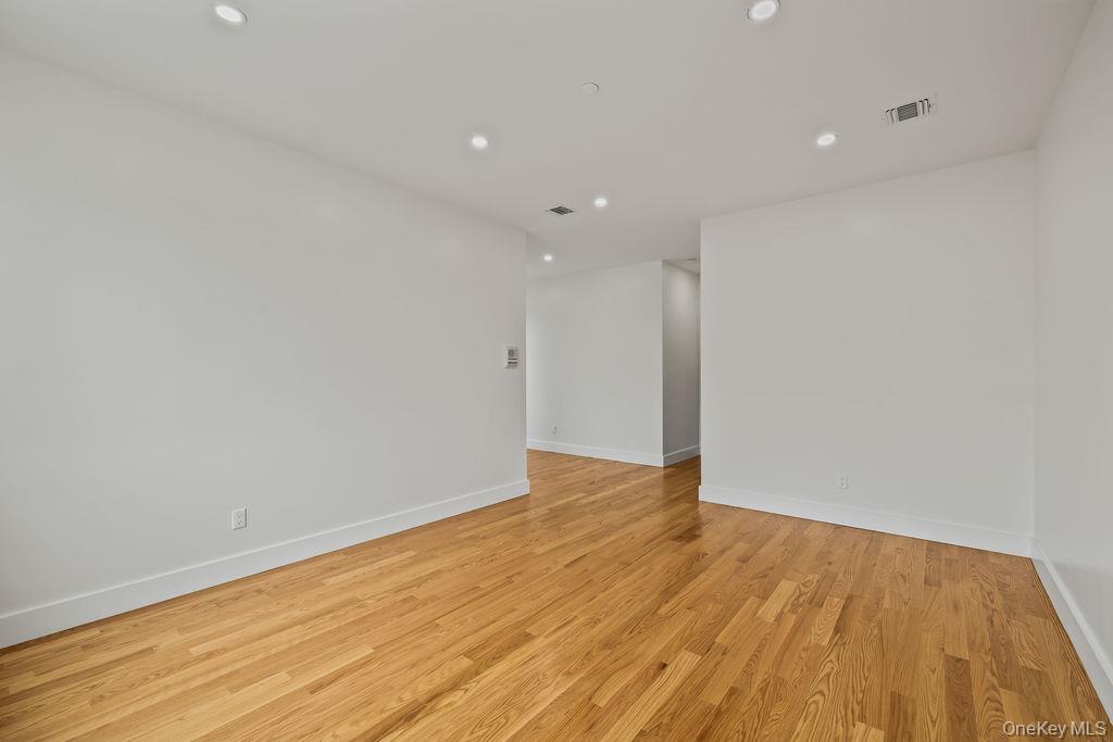 11 Lincoln Street, Unit 201 photo 20