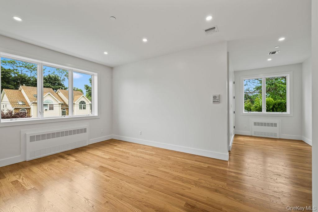 11 Lincoln Street, Unit 201 photo 18