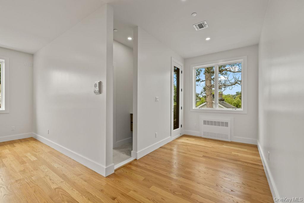 11 Lincoln Street, Unit 201 photo 23