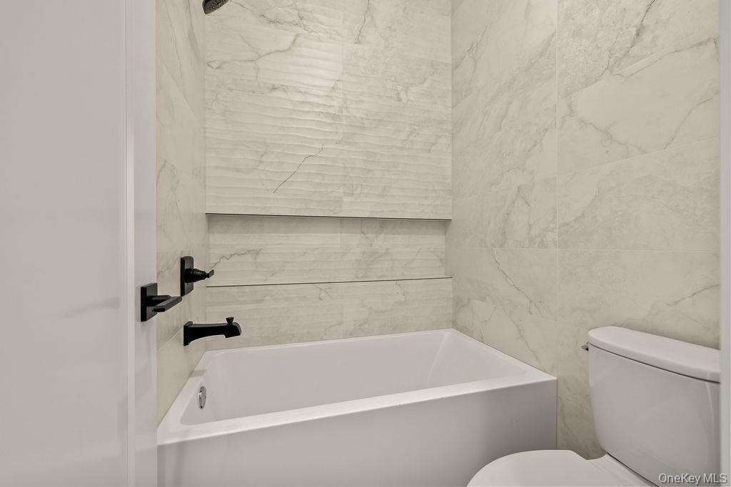 11 Lincoln Street, Unit 201 photo 36