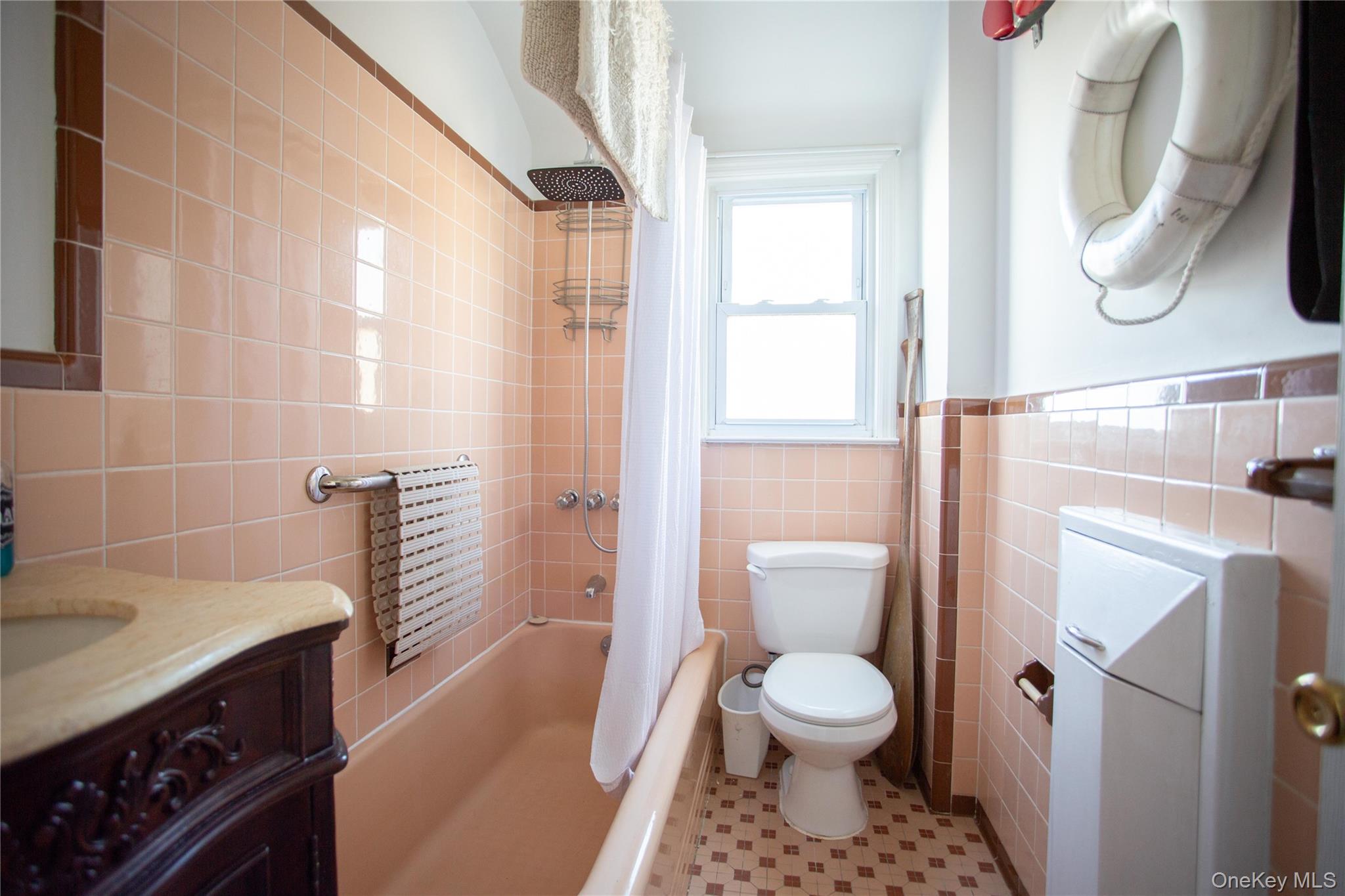 272 Laurelton Boulevard – For Rent photo 15