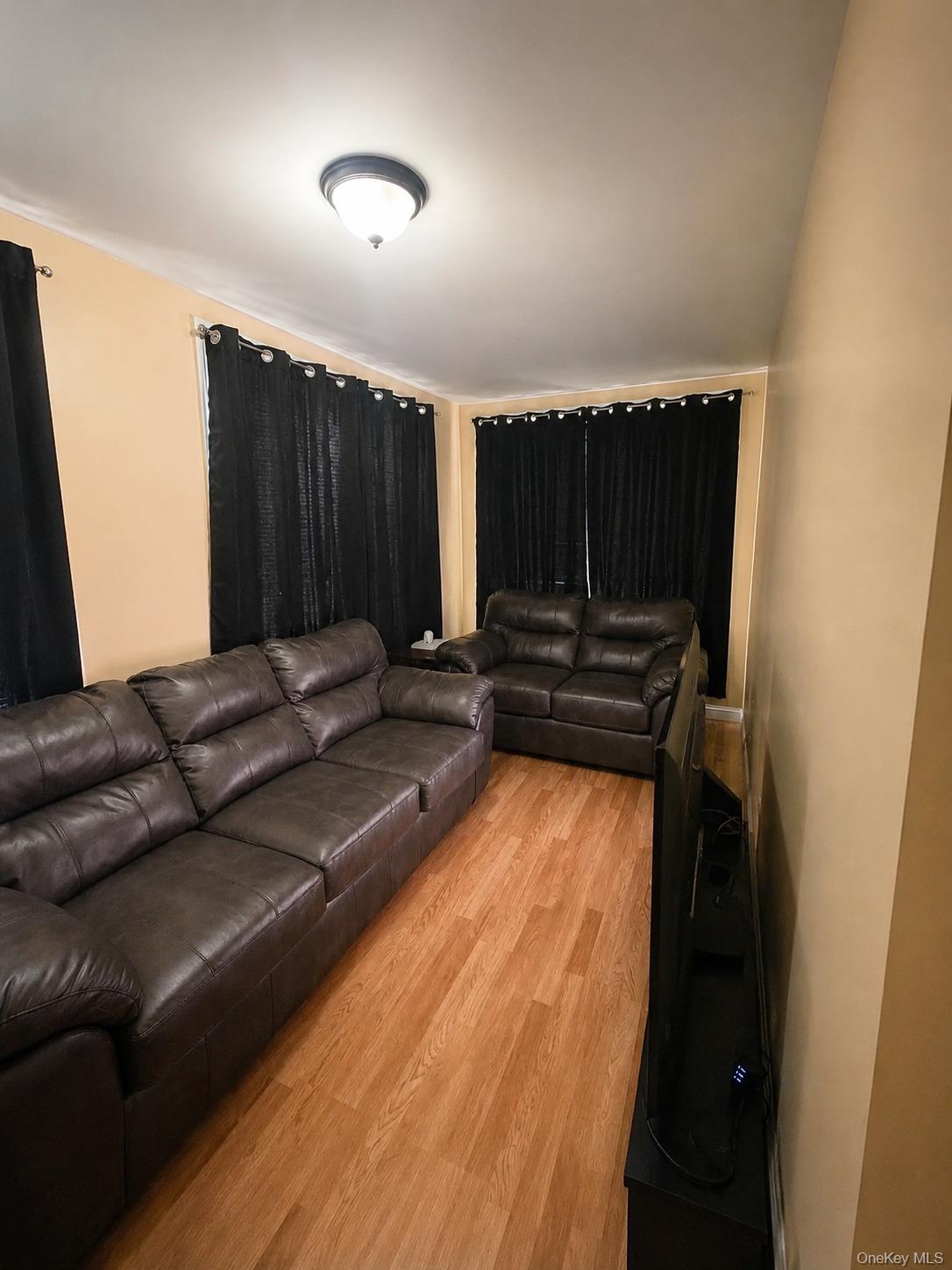 142 N 6th Avenue – For Sale photo 10