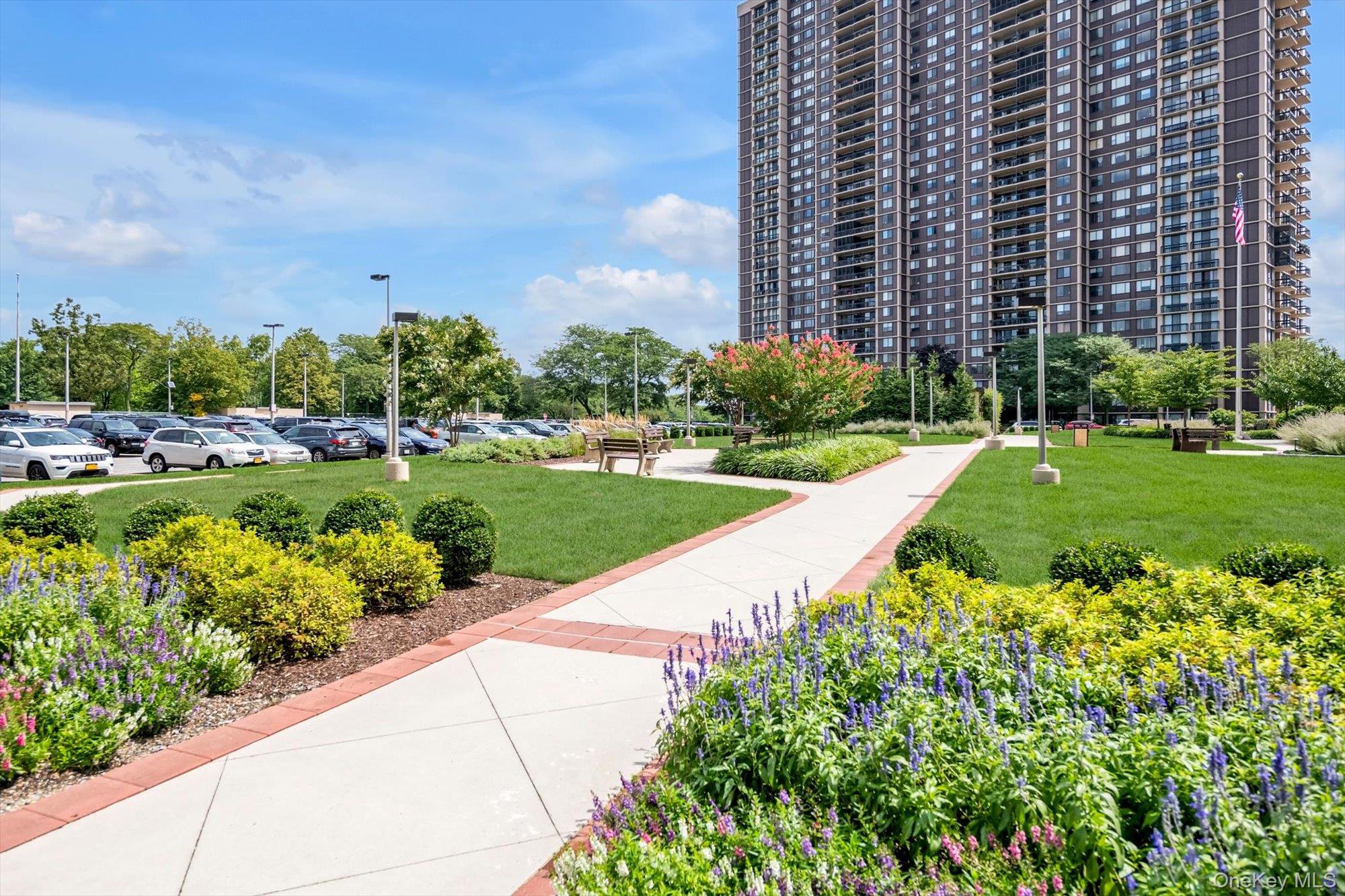 271-10 Grand Central Parkway, Unit 29V photo 33