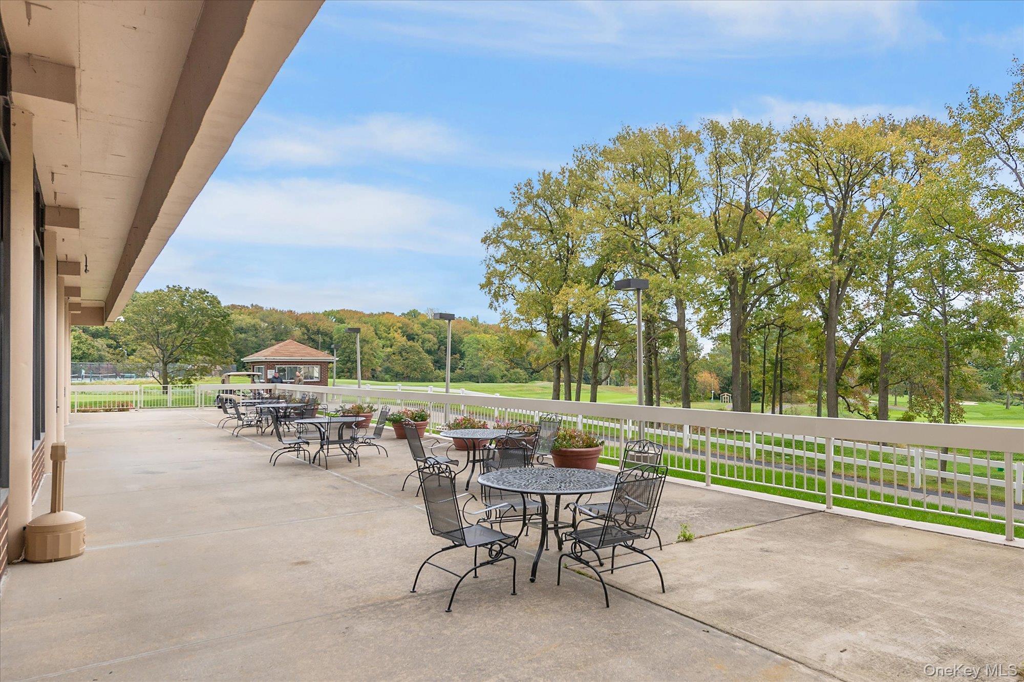 271-10 Grand Central Parkway, Unit 29V photo 31