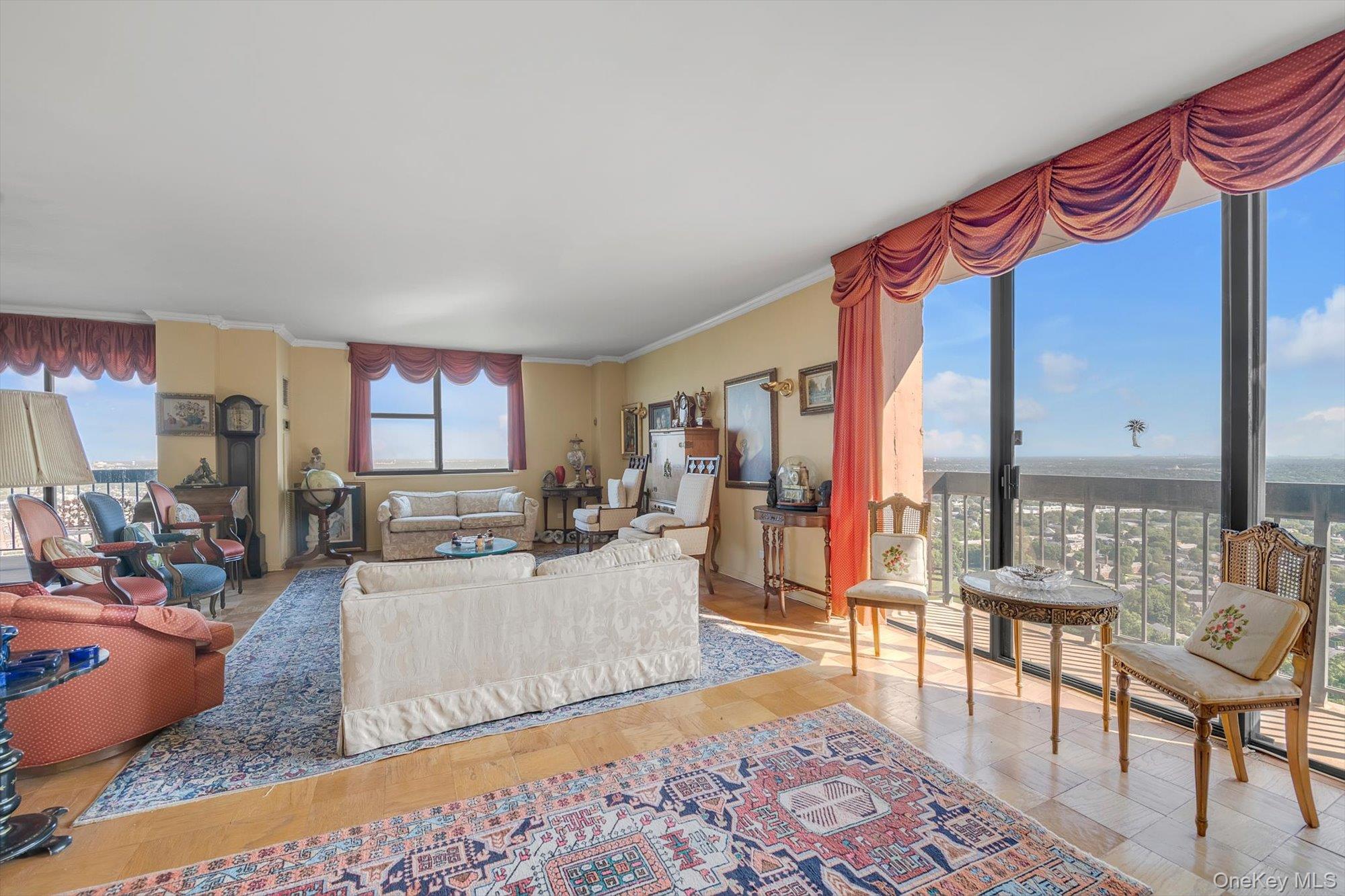 271-10 Grand Central Parkway, Unit 29V photo 3
