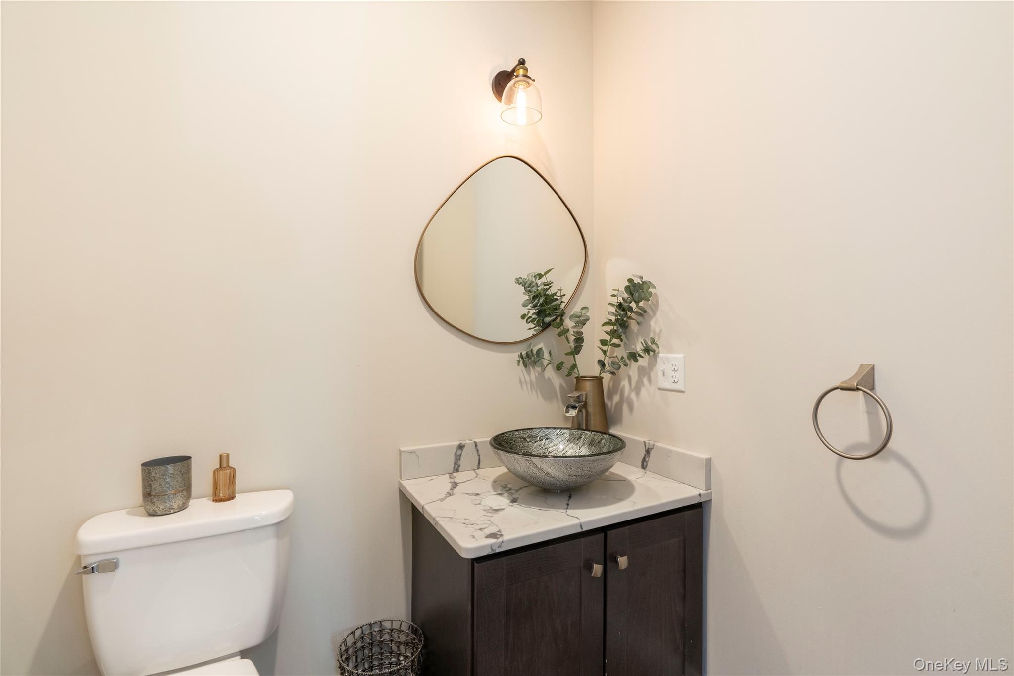 37 Biltmore Drive – For Sale photo 27