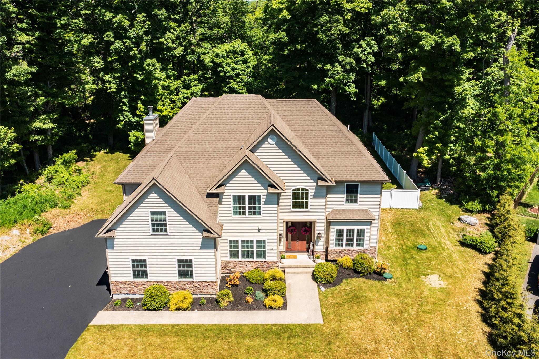 37 Biltmore Drive – For Sale photo 45