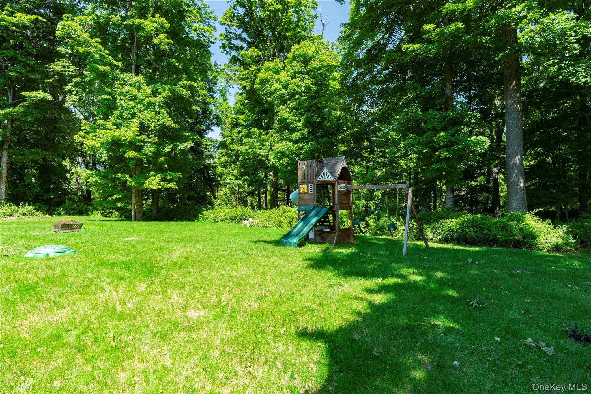 37 Biltmore Drive – For Sale photo 38
