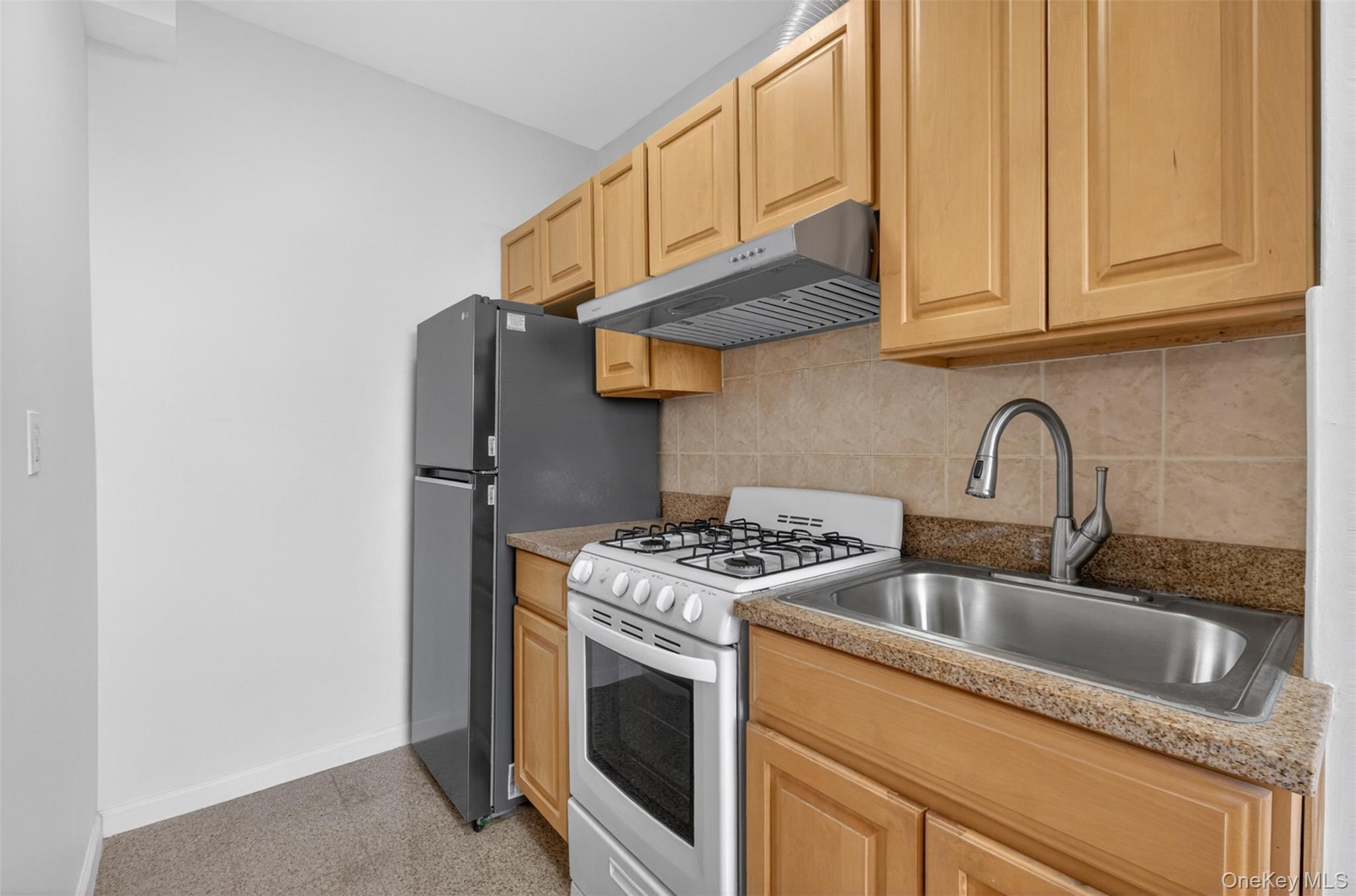 9972 66th Rd, Unit 7F photo 11