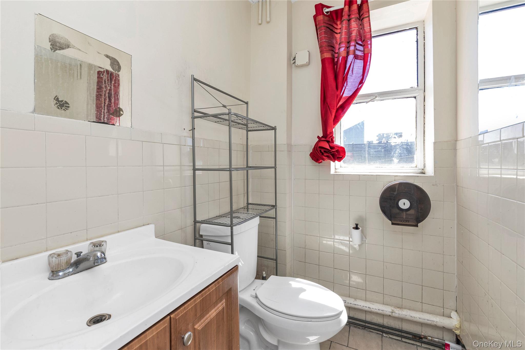 55-20 37th Avenue – For Rent photo 9