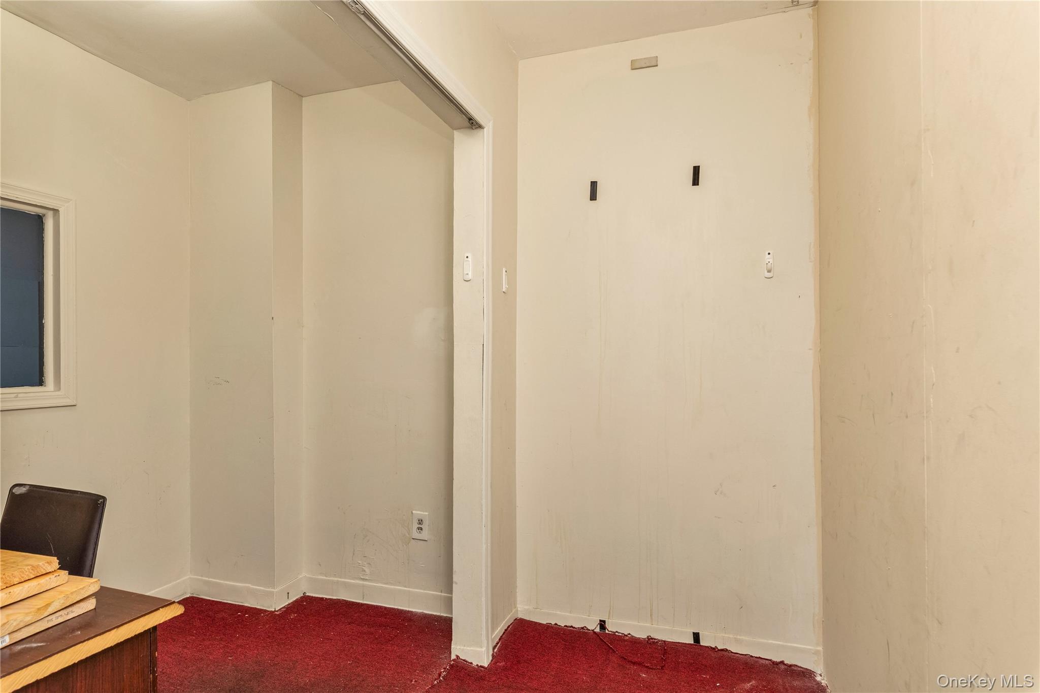 55-20 37th Avenue – For Rent photo 6