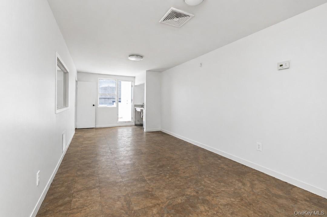 55-20 37th Avenue – For Rent photo 14