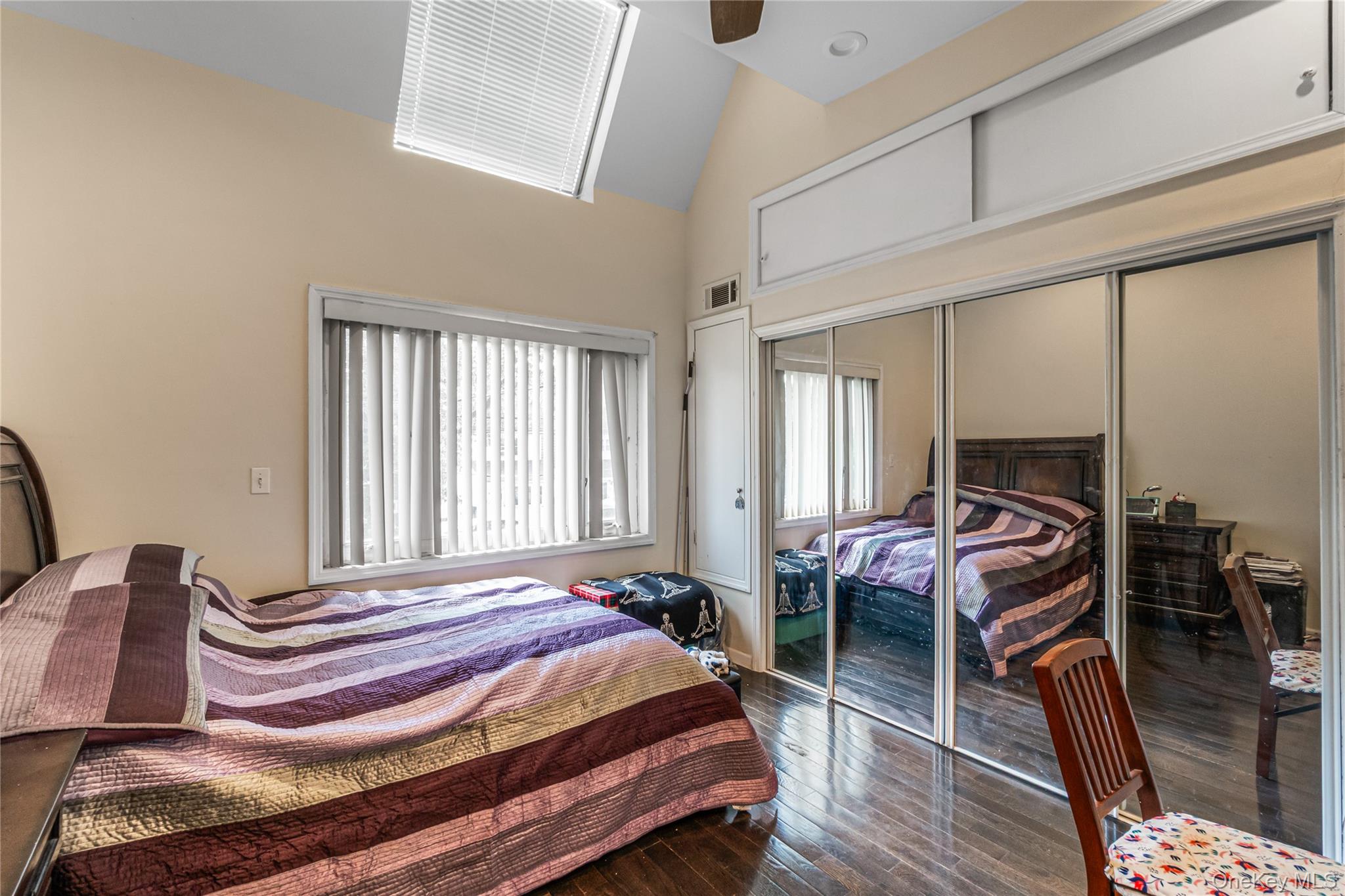 2049 E 71st Street – For Sale photo 9