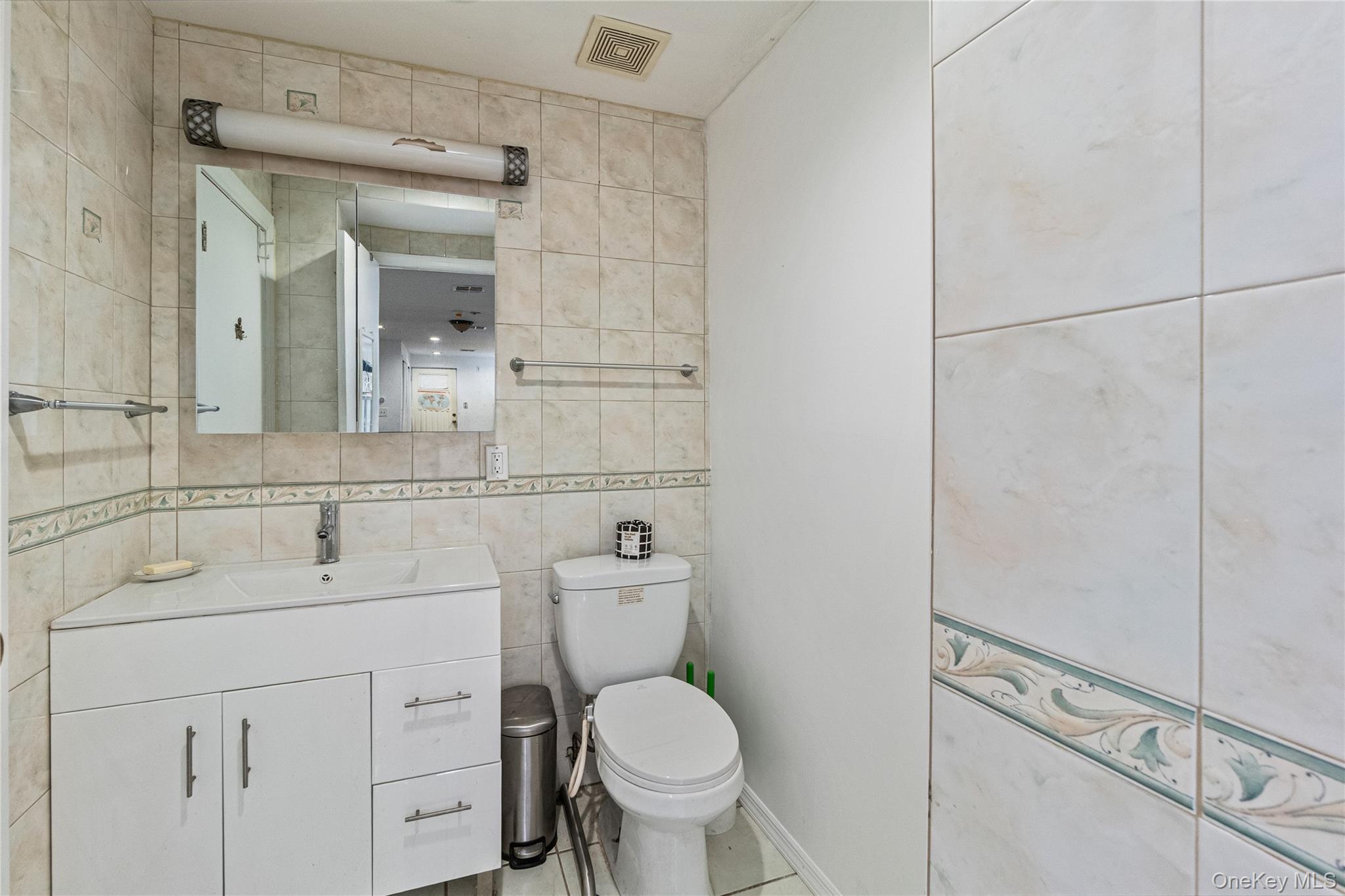 2049 E 71st Street – For Sale photo 15