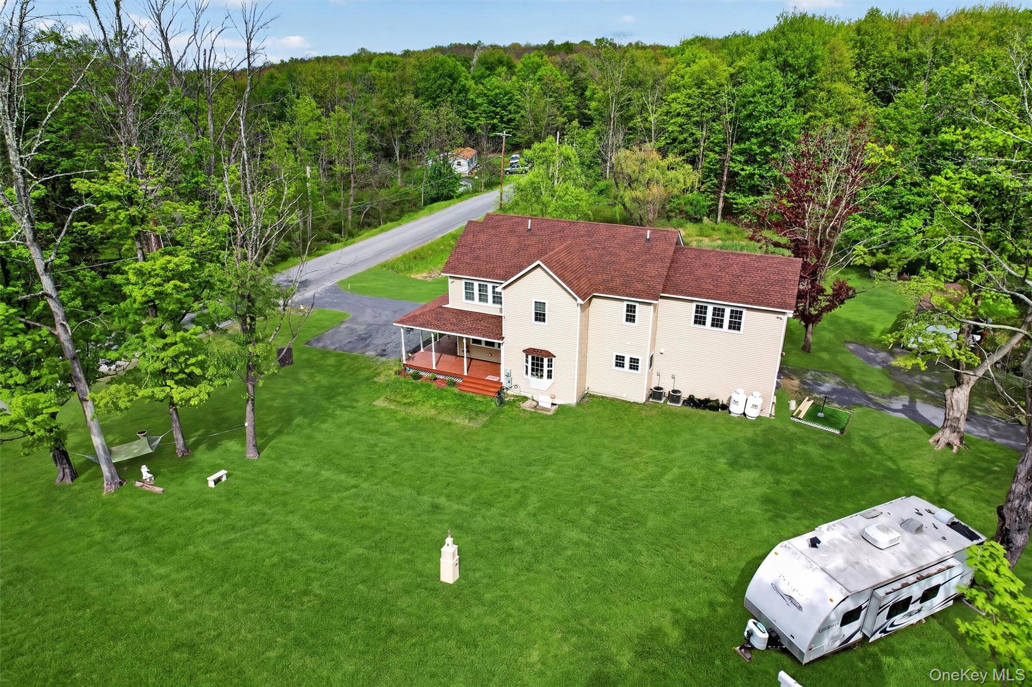 5 Decker Drive – For Sale photo 32