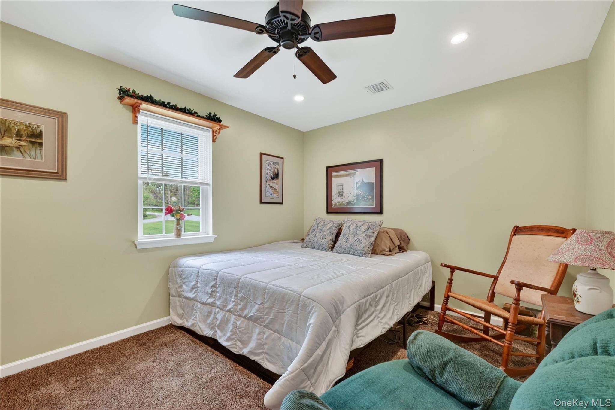 5 Decker Drive – For Sale photo 23