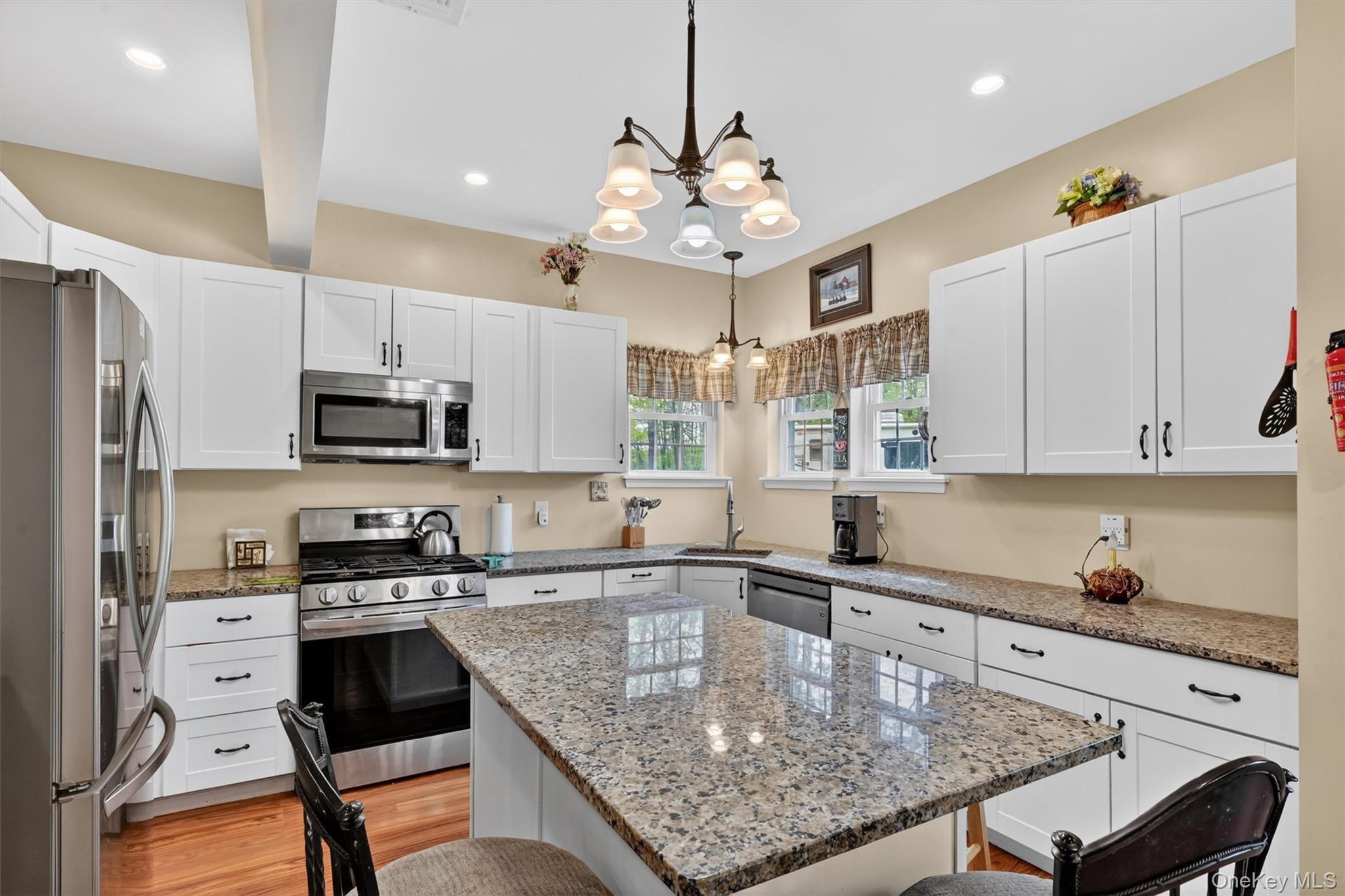 5 Decker Drive – For Sale photo 6
