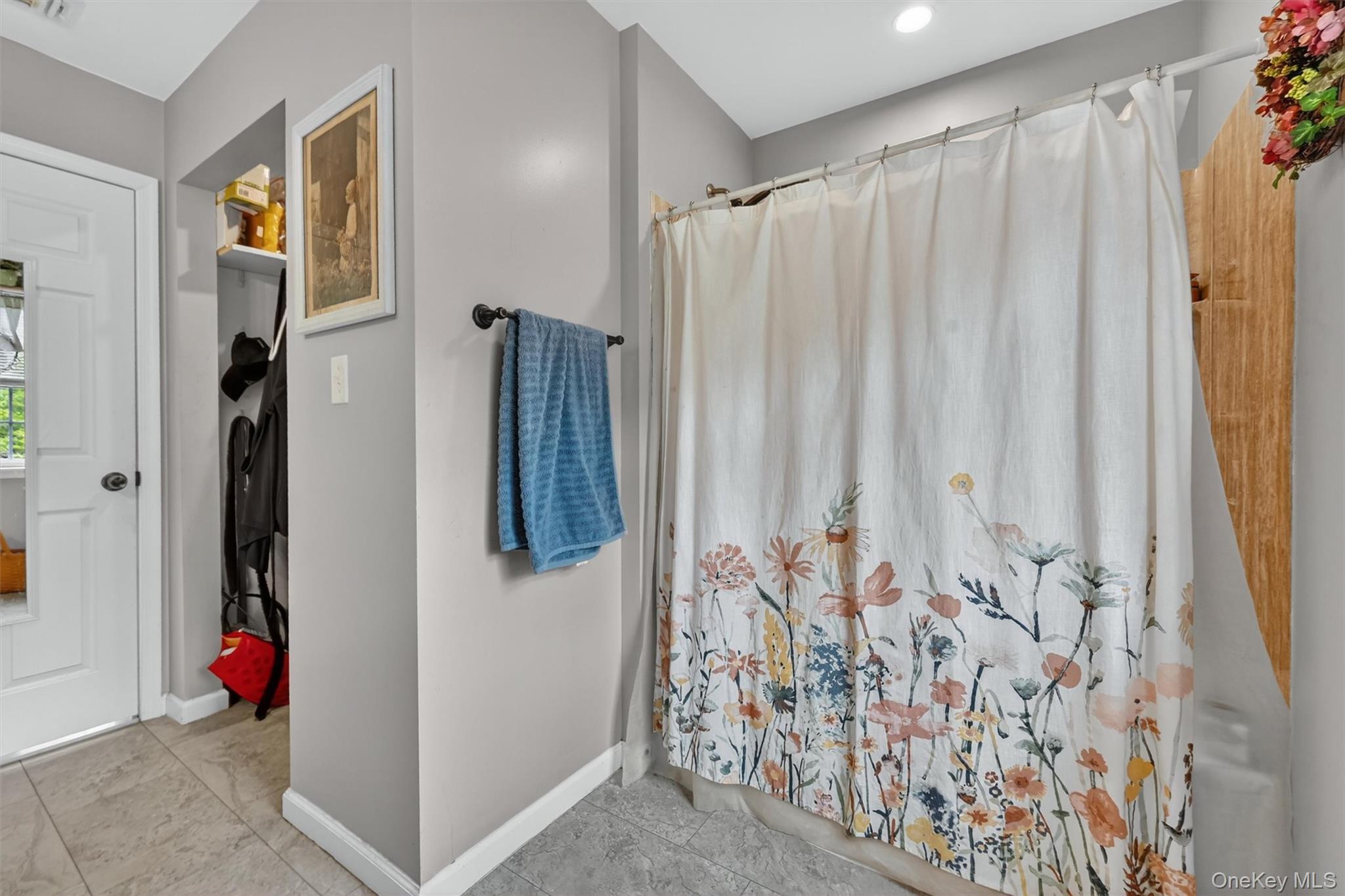5 Decker Drive – For Sale photo 22