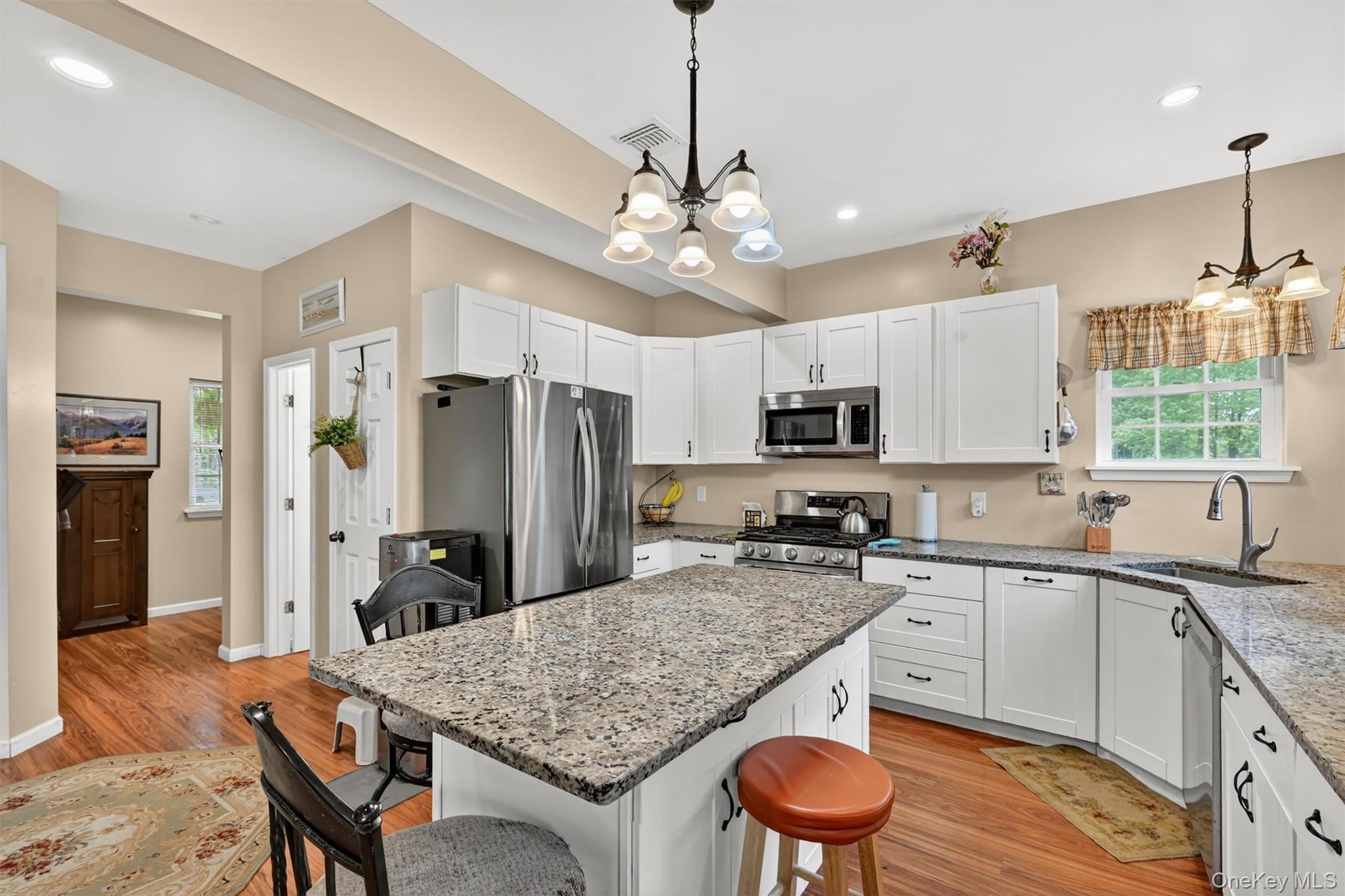5 Decker Drive – For Sale photo 7