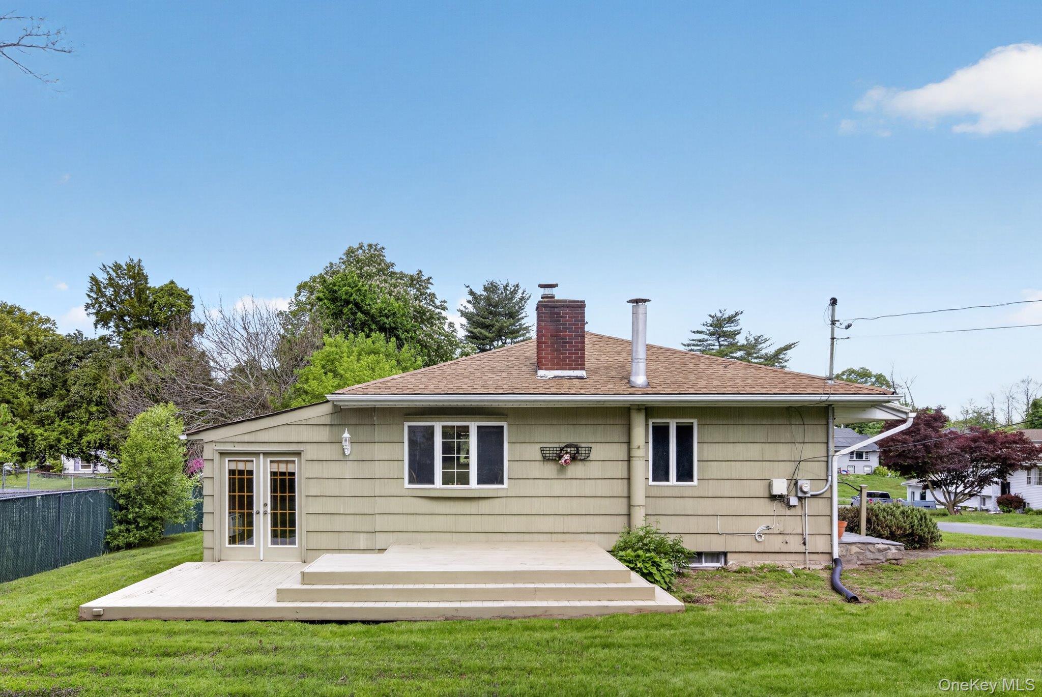 21 Stonecrest Drive – For Sale photo 2