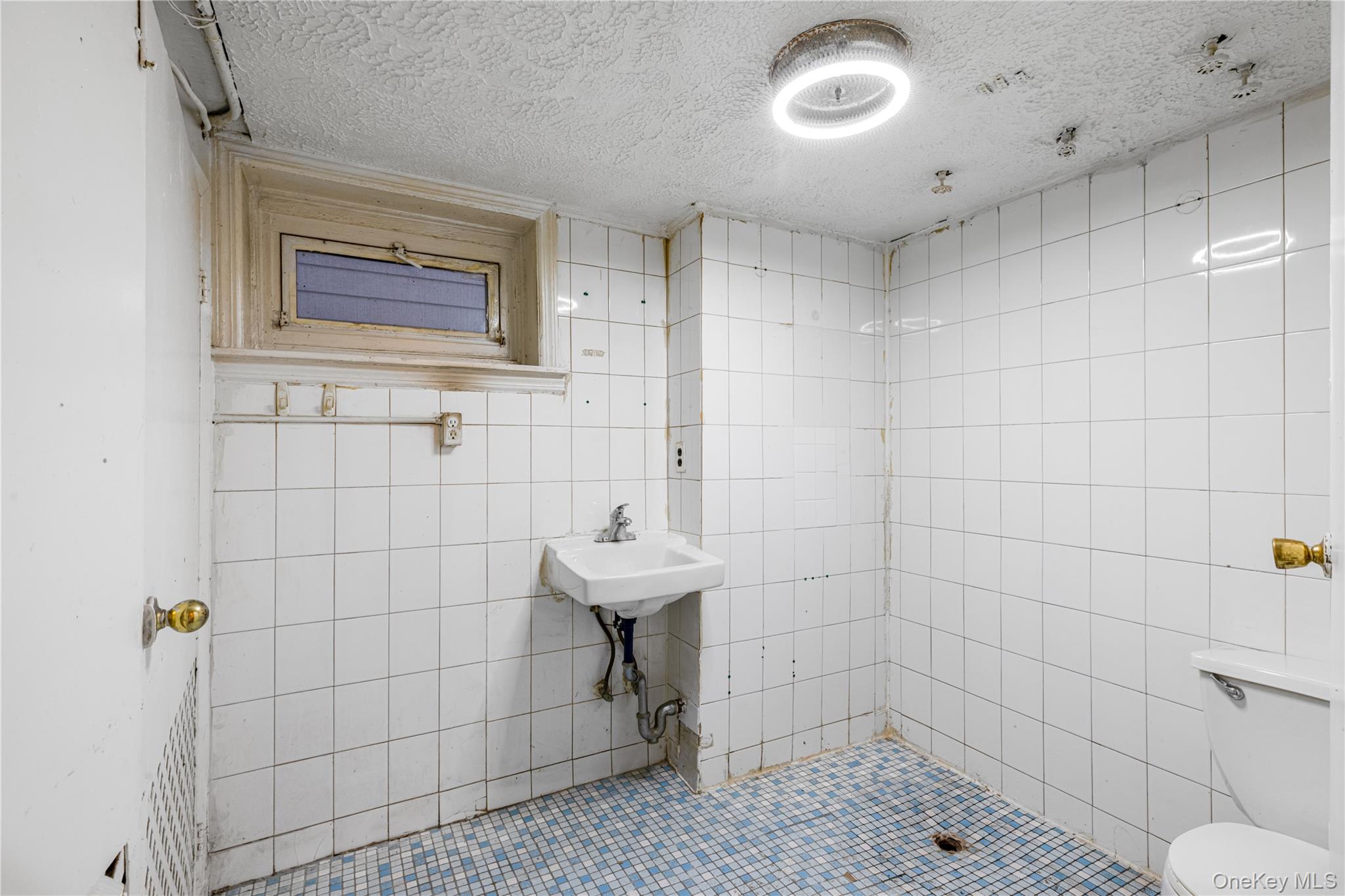 7141 Loubet Street – For Sale photo 8