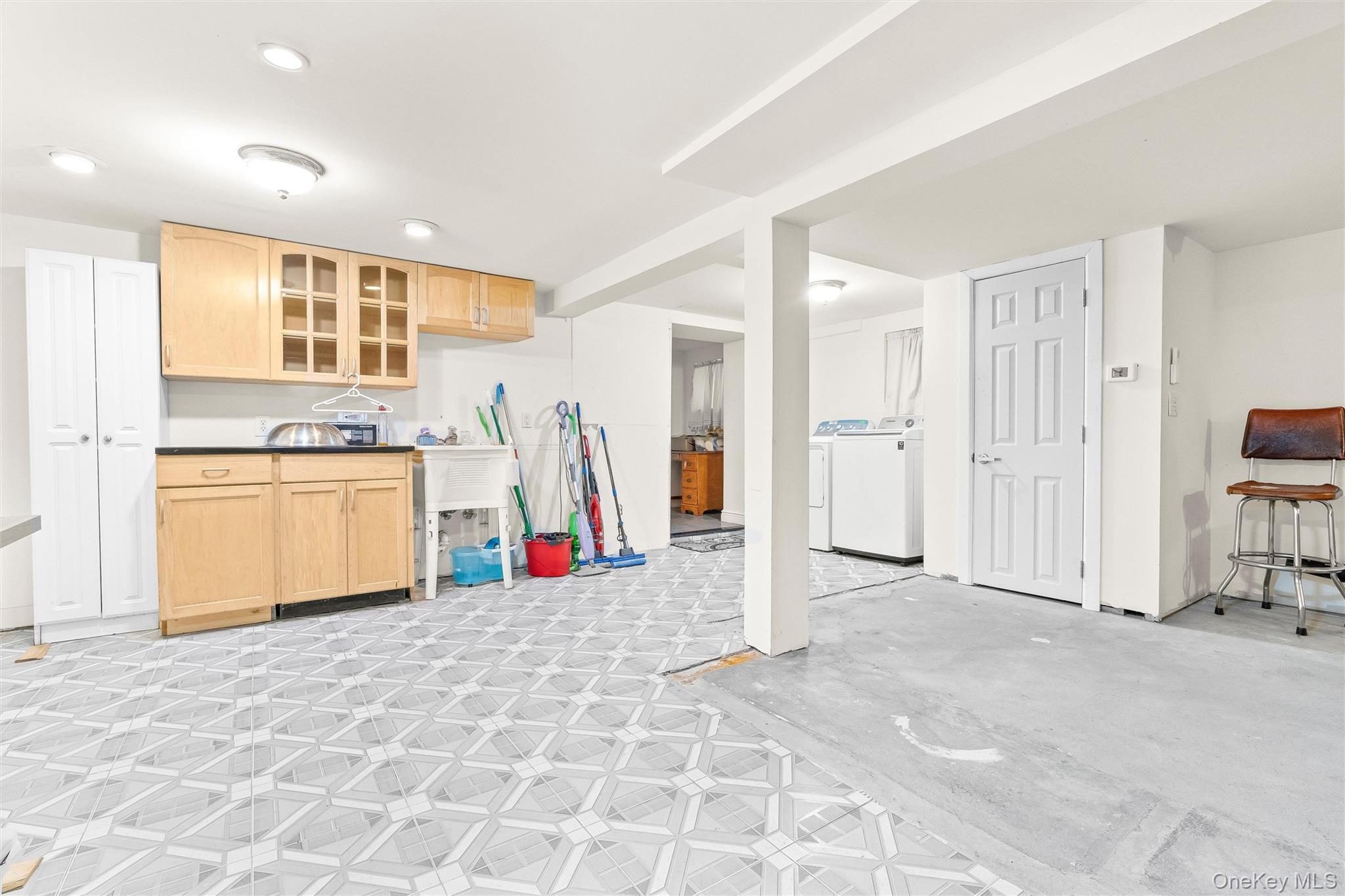 430 Turneur Avenue – For Sale photo 33