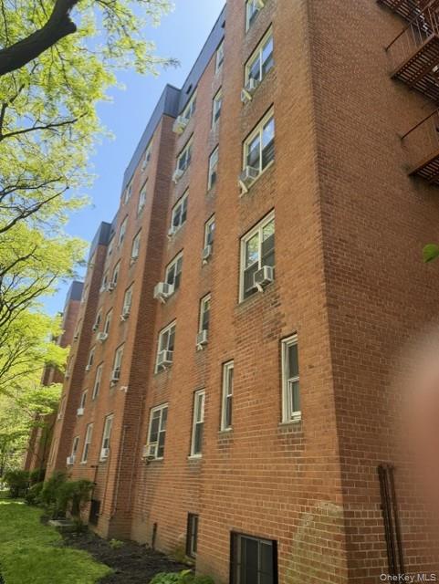 33-16 82nd Street, Unit 1G photo 3