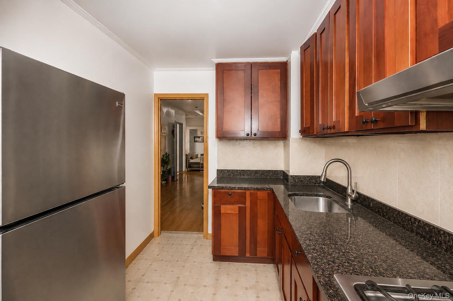195-29 Jamaica Avenue – For Sale photo 12