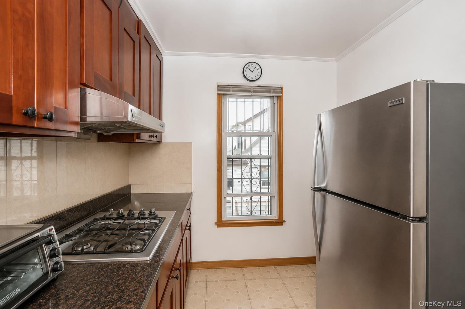 195-29 Jamaica Avenue – For Sale photo 11