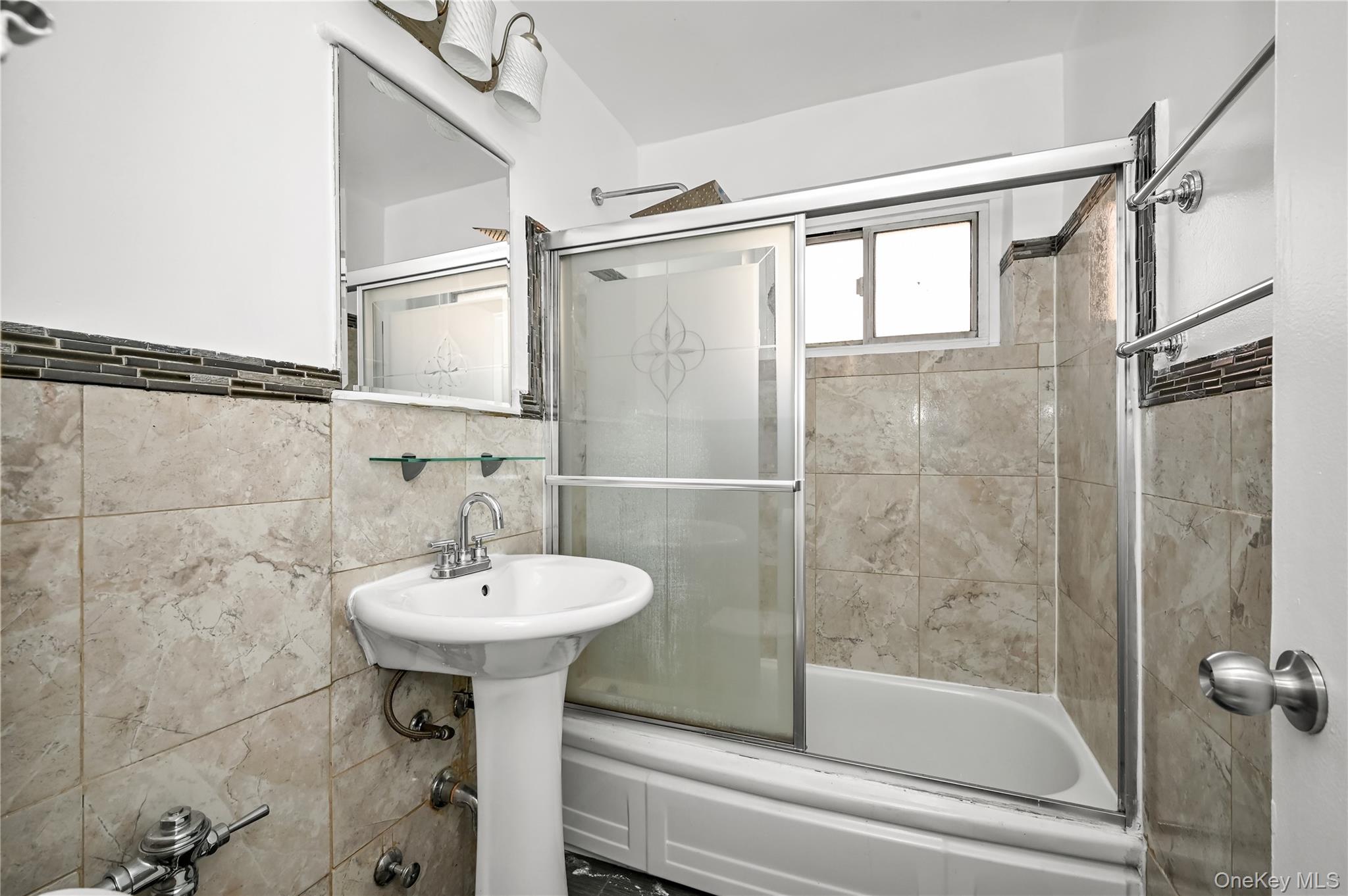 99-10 60Ave, Unit 3B photo 18