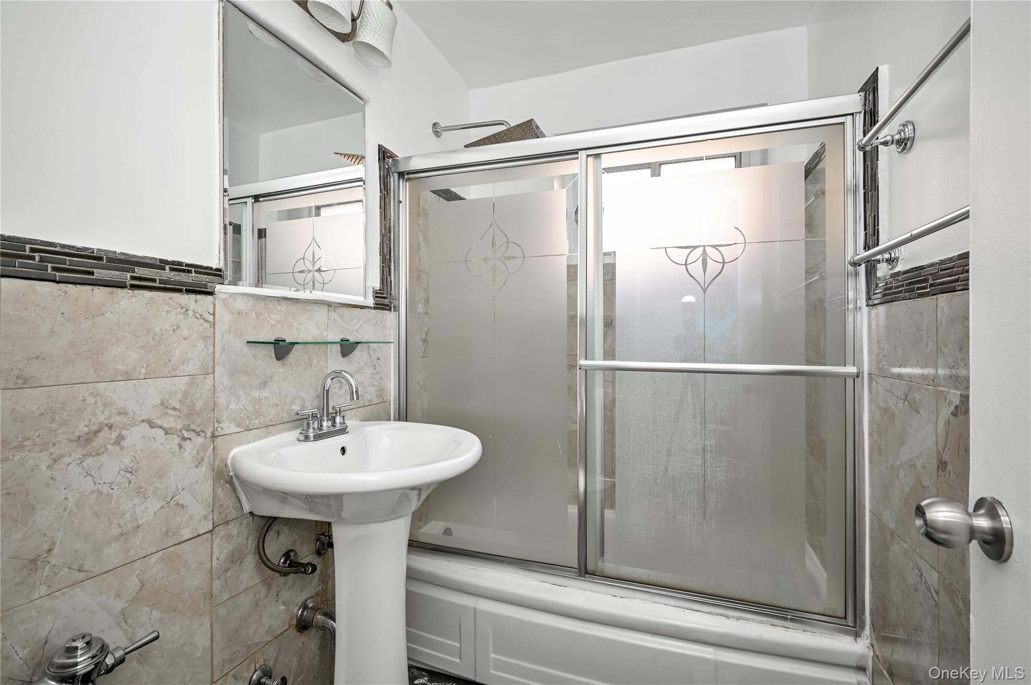 99-10 60Ave, Unit 3B photo 19