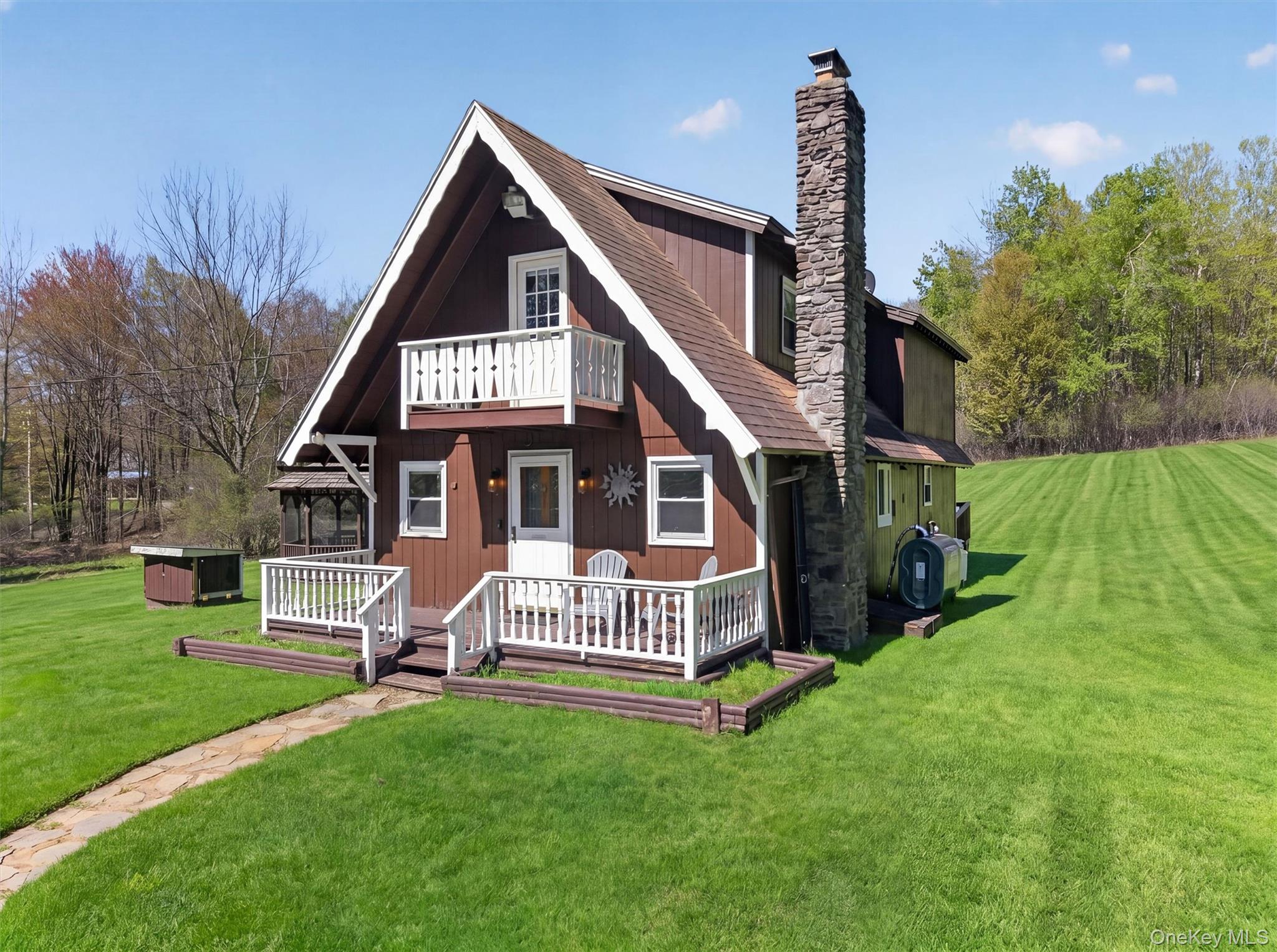 35 Yaun Road – For Sale