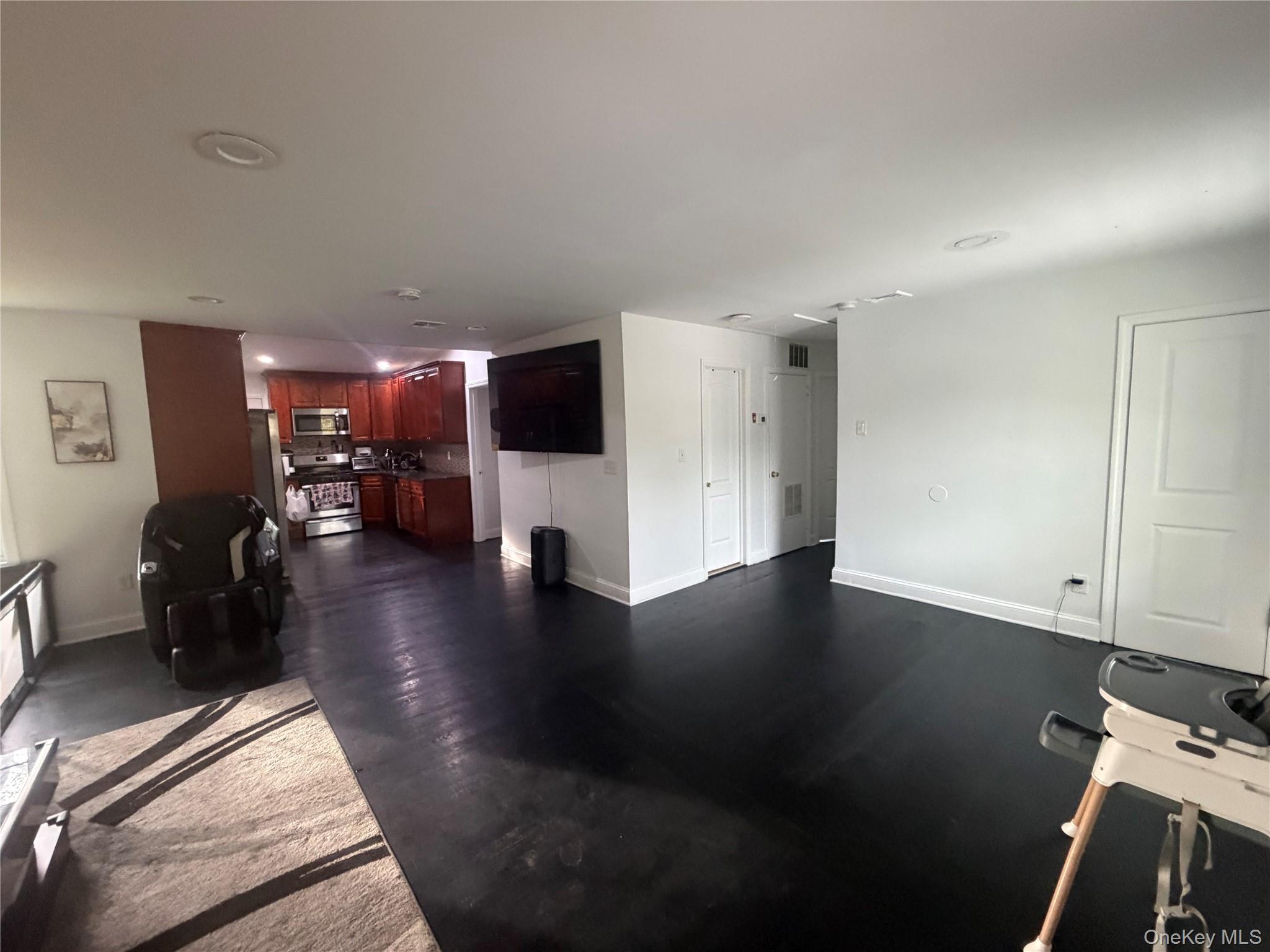 1013 Merriam Road – For Sale photo 3