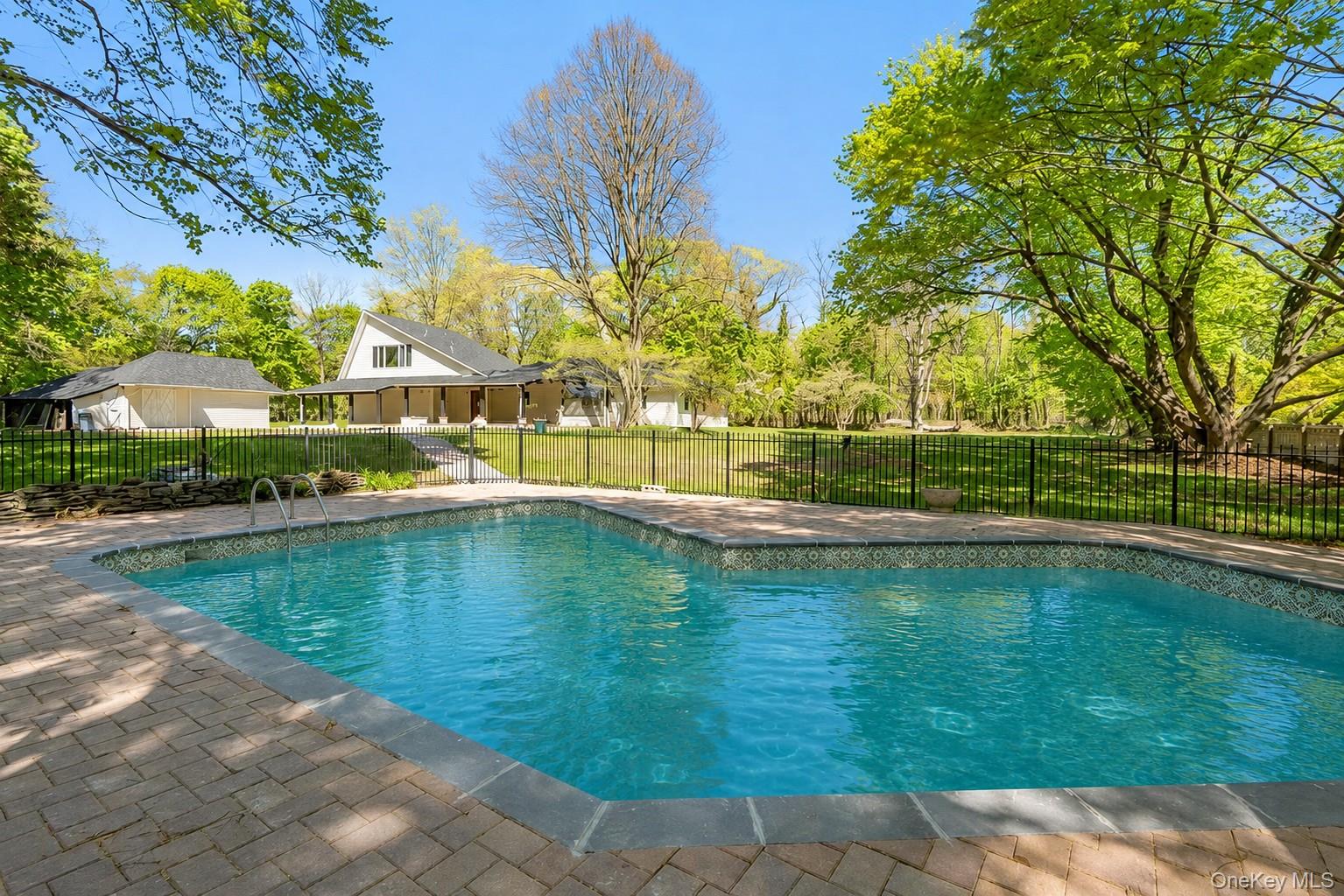 497 Woodbury Road – For Sale photo 23
