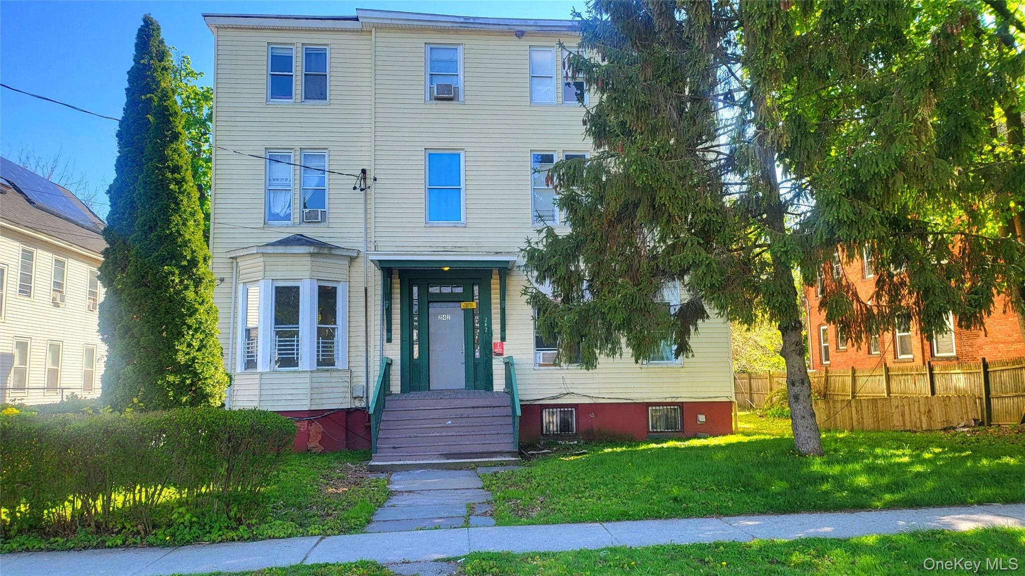 242 Mansion Street – For Sale