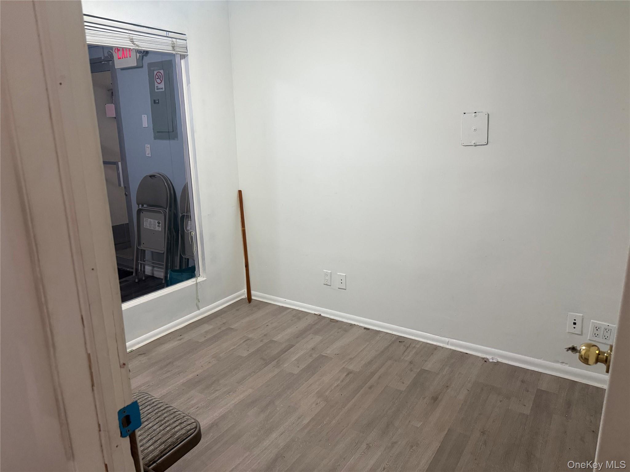 97-18 Roosevelt Avenue, Unit 2nd floor photo 3