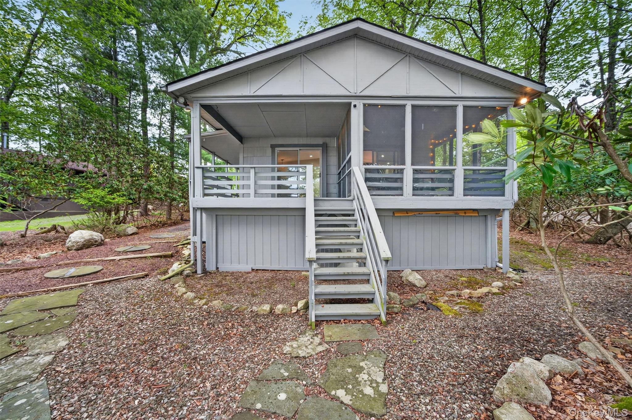 117 Lake Shore Drive W – For Sale photo 31