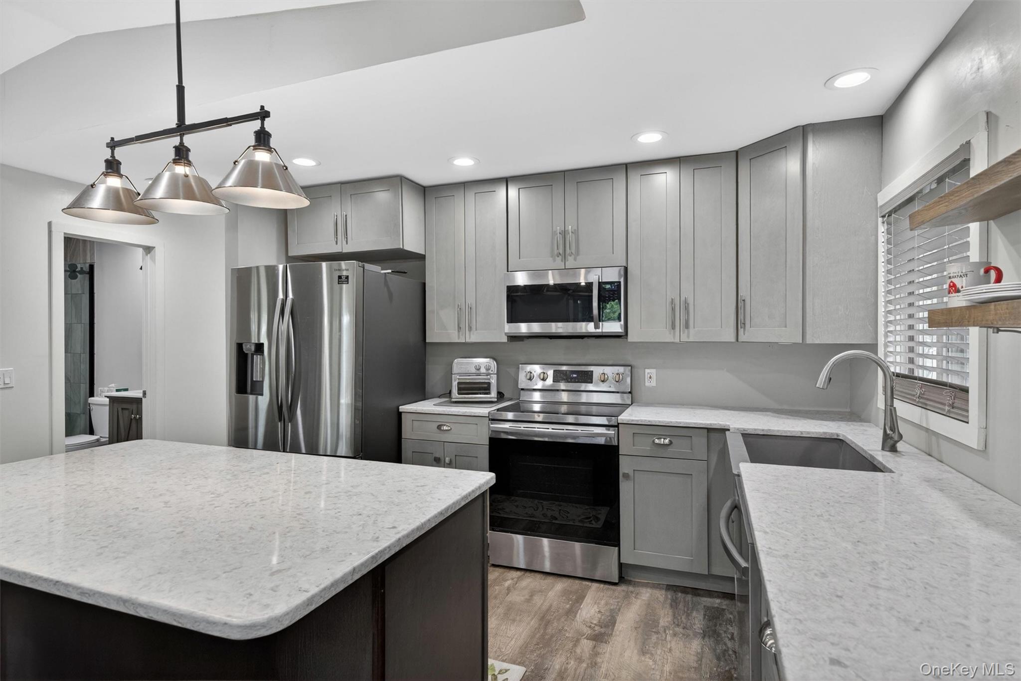 117 Lake Shore Drive W – For Sale photo 16