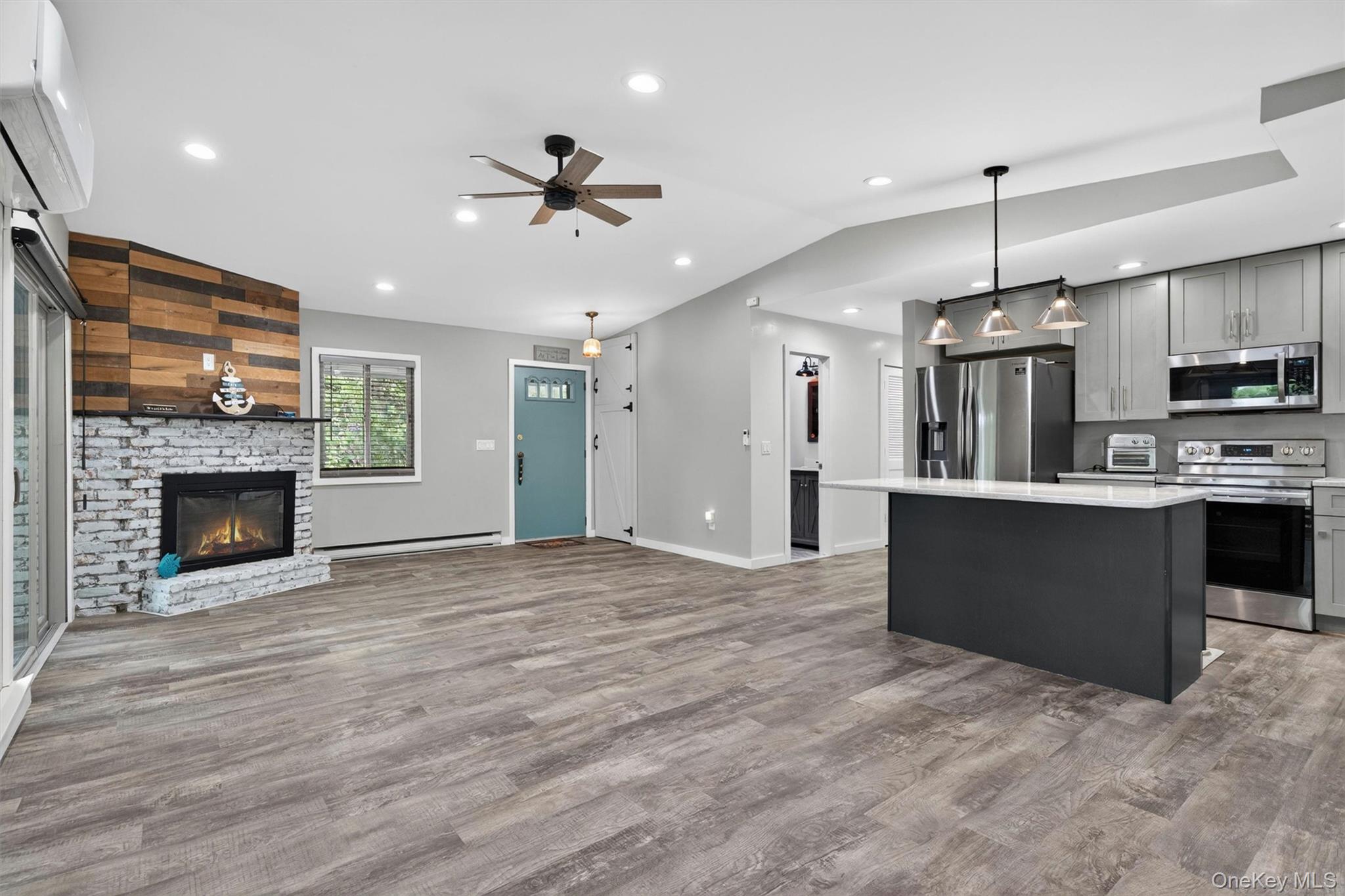 117 Lake Shore Drive W – For Sale photo 14