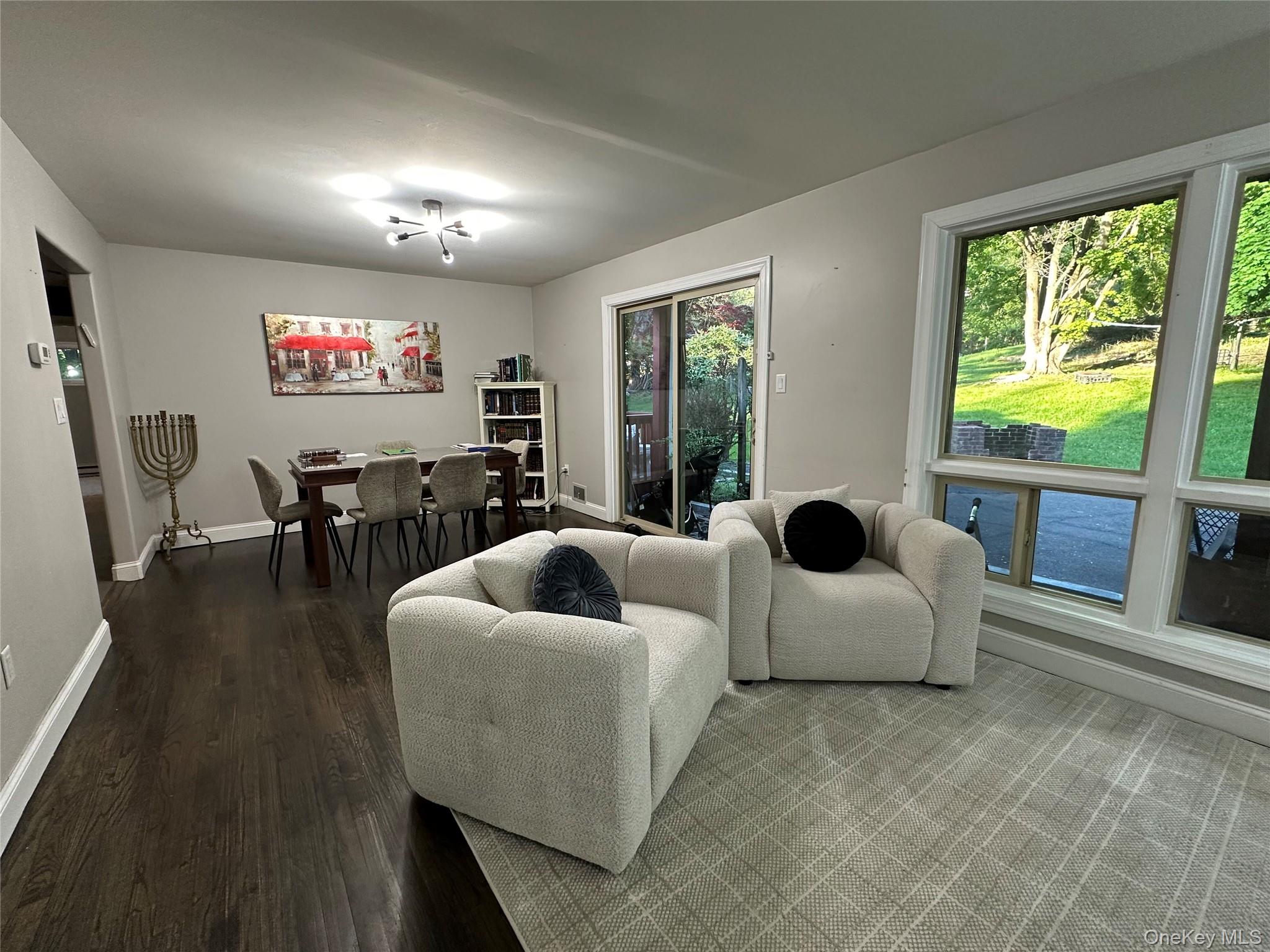 254 Hempstead Rd – For Sale photo 2