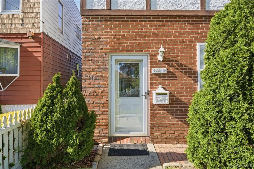 125-11 7th Avenue – For Sale photo 4