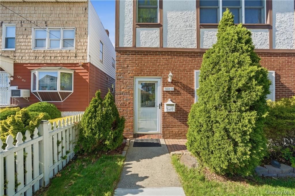 125-11 7th Avenue – For Sale photo 3