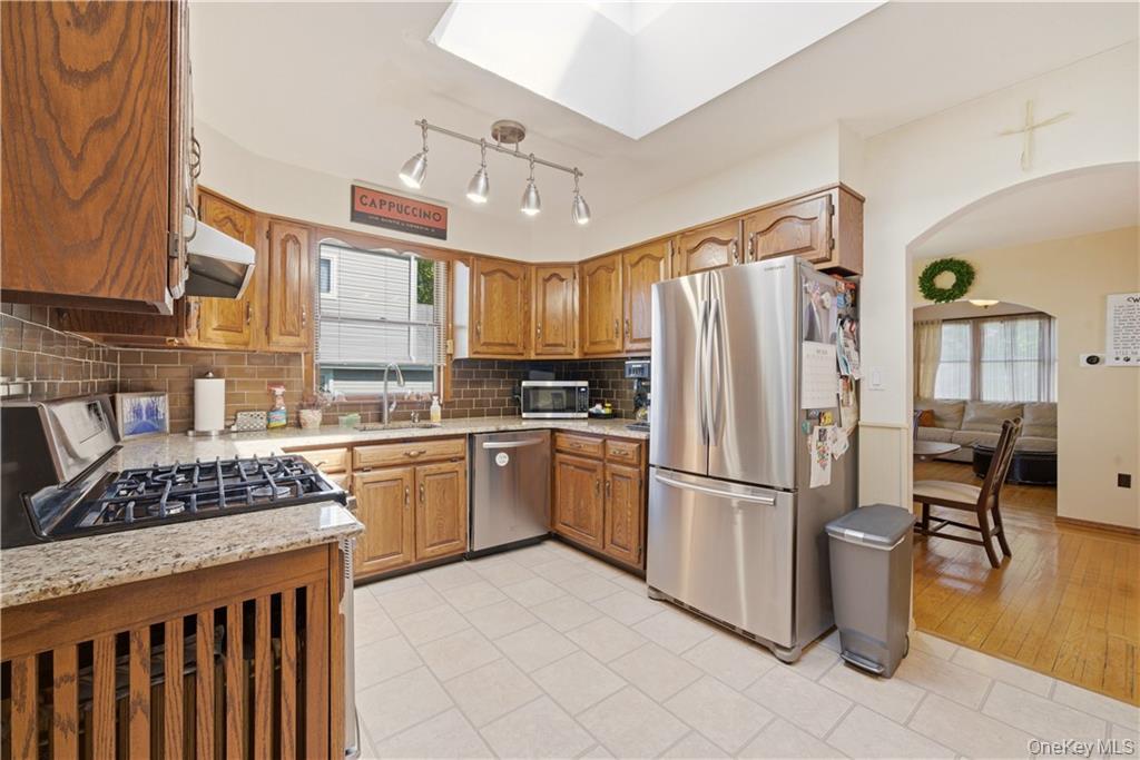 125-11 7th Avenue – For Sale photo 24