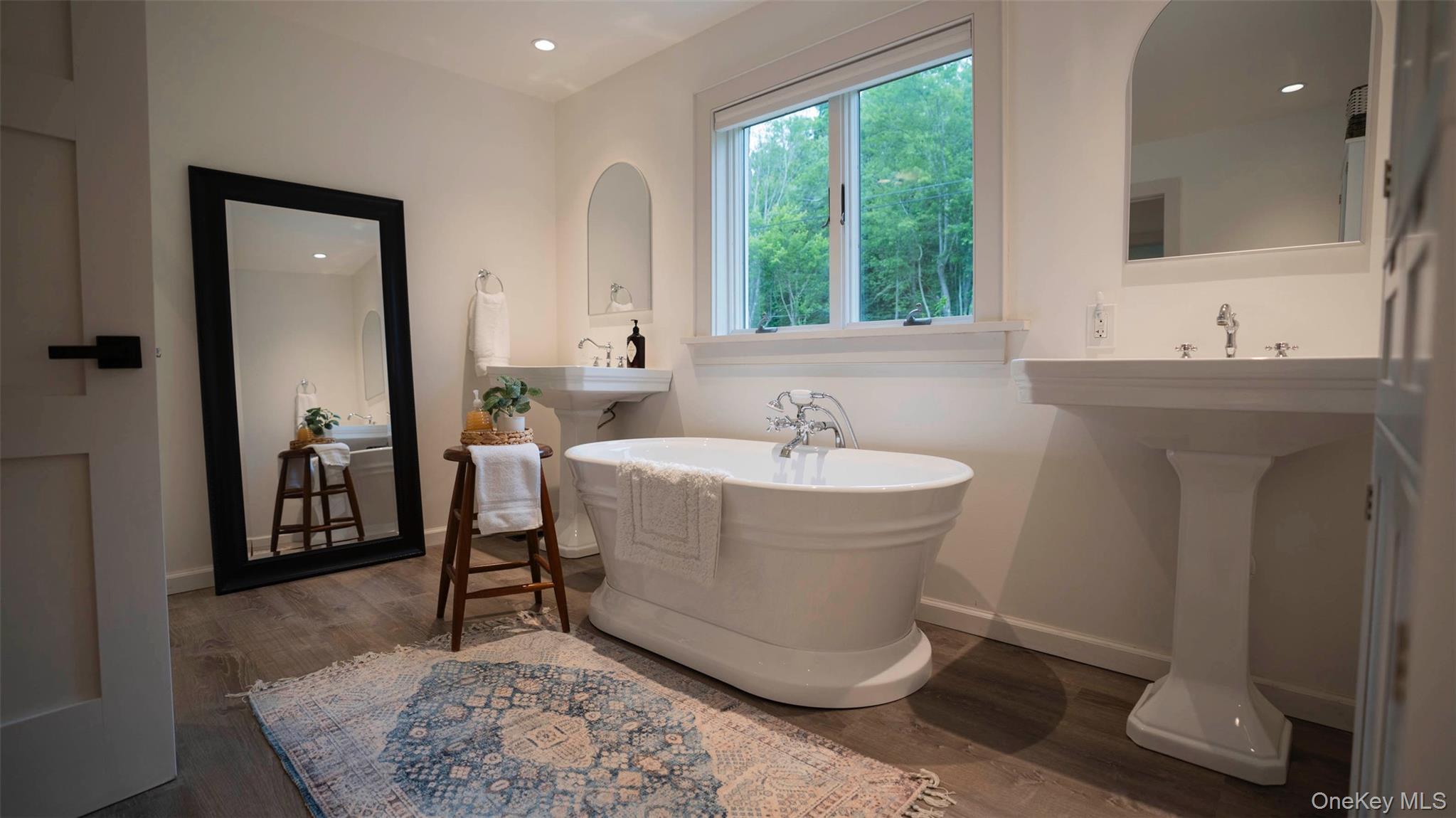 334 Lake Drive – For Sale photo 10