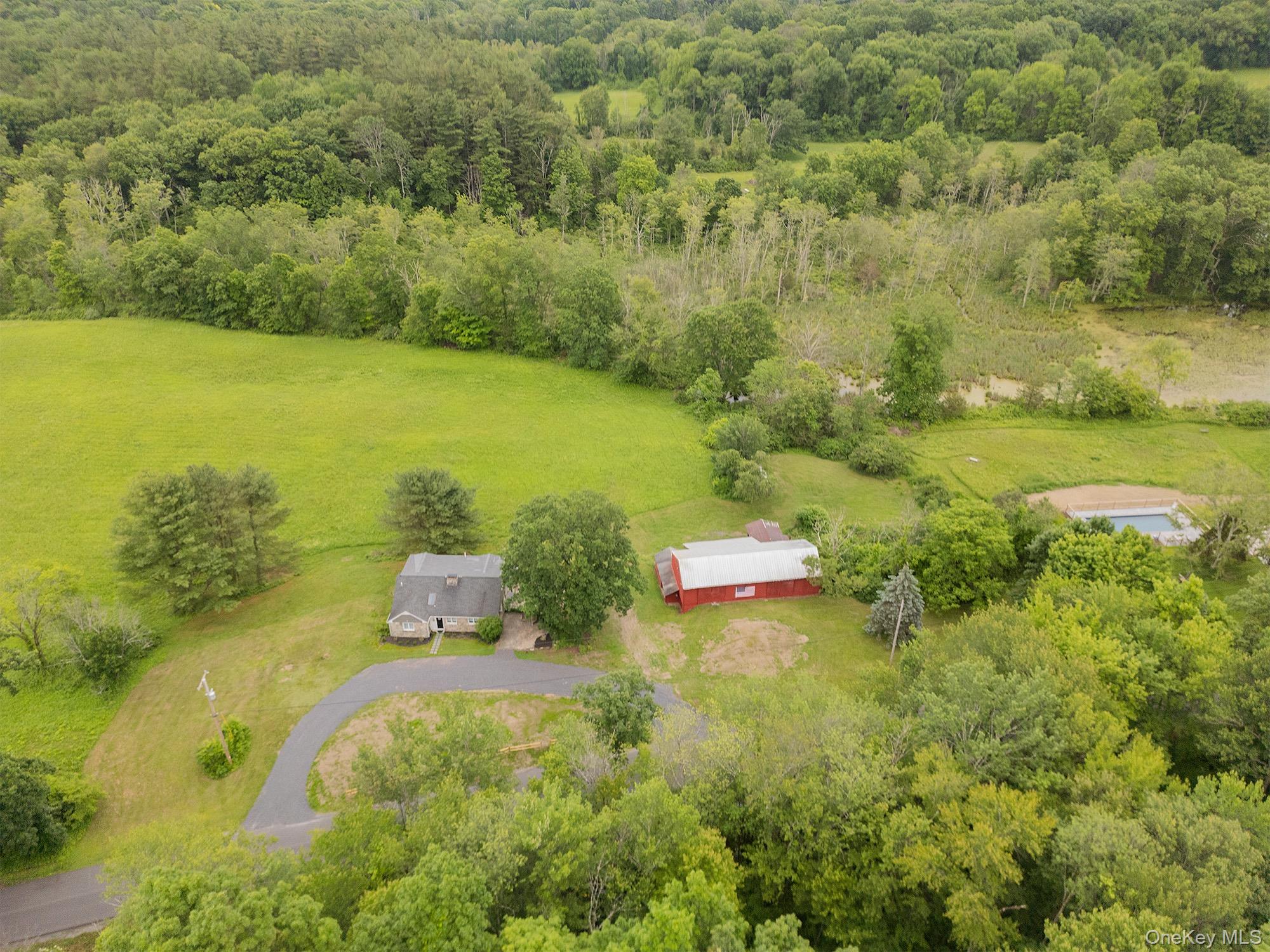 334 Lake Drive – For Sale photo 31