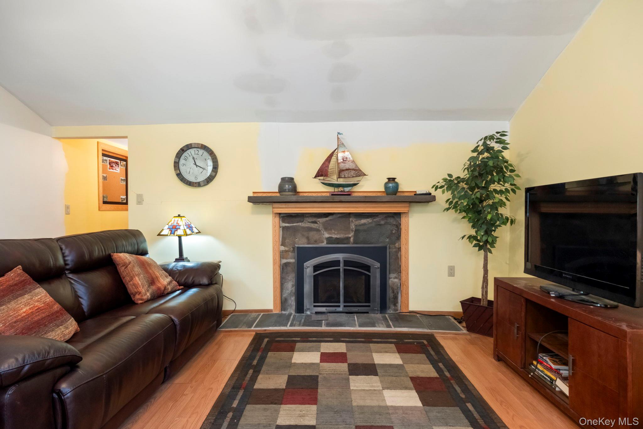 25 Canal Road – For Sale photo 9