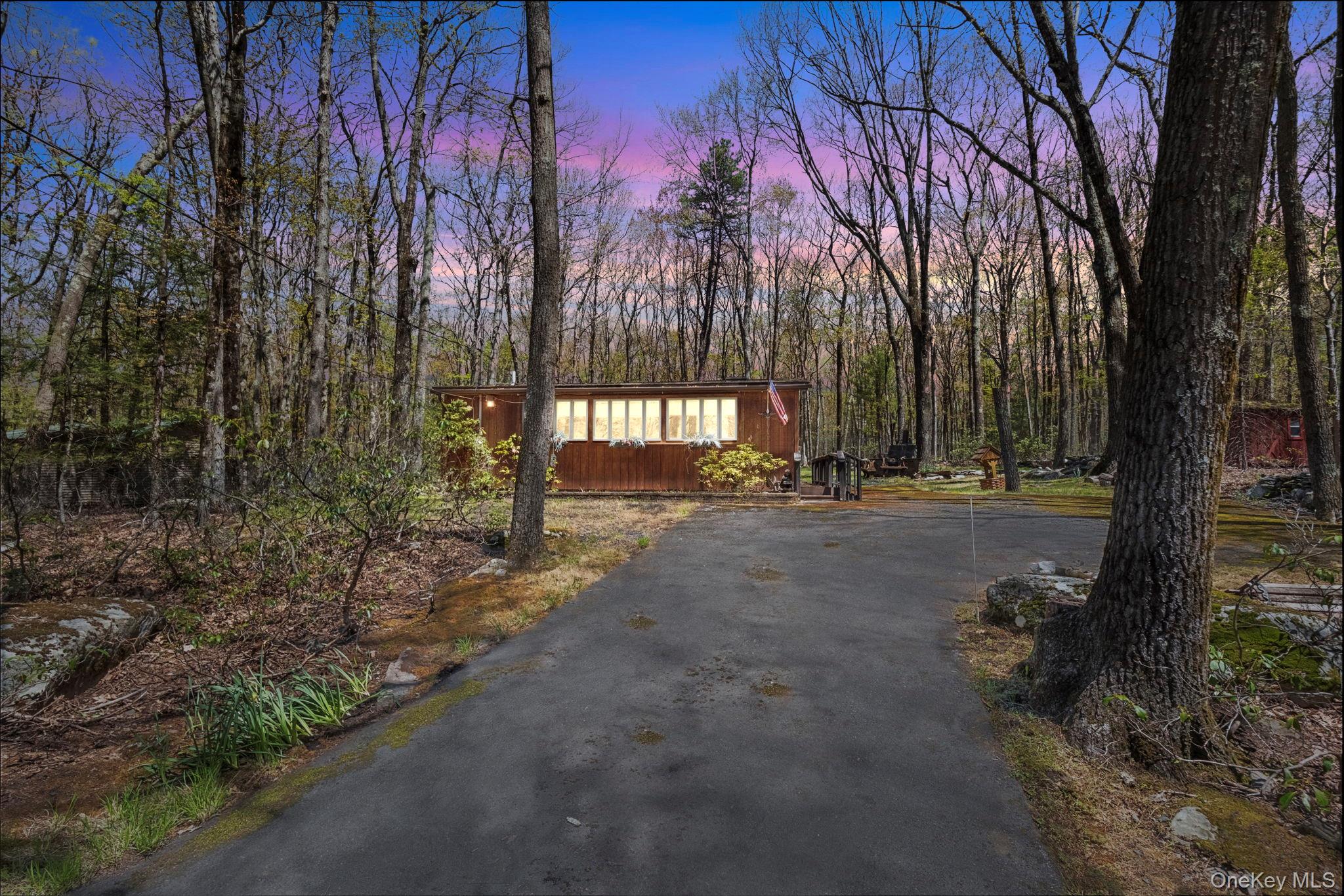 25 Canal Road – For Sale photo 3