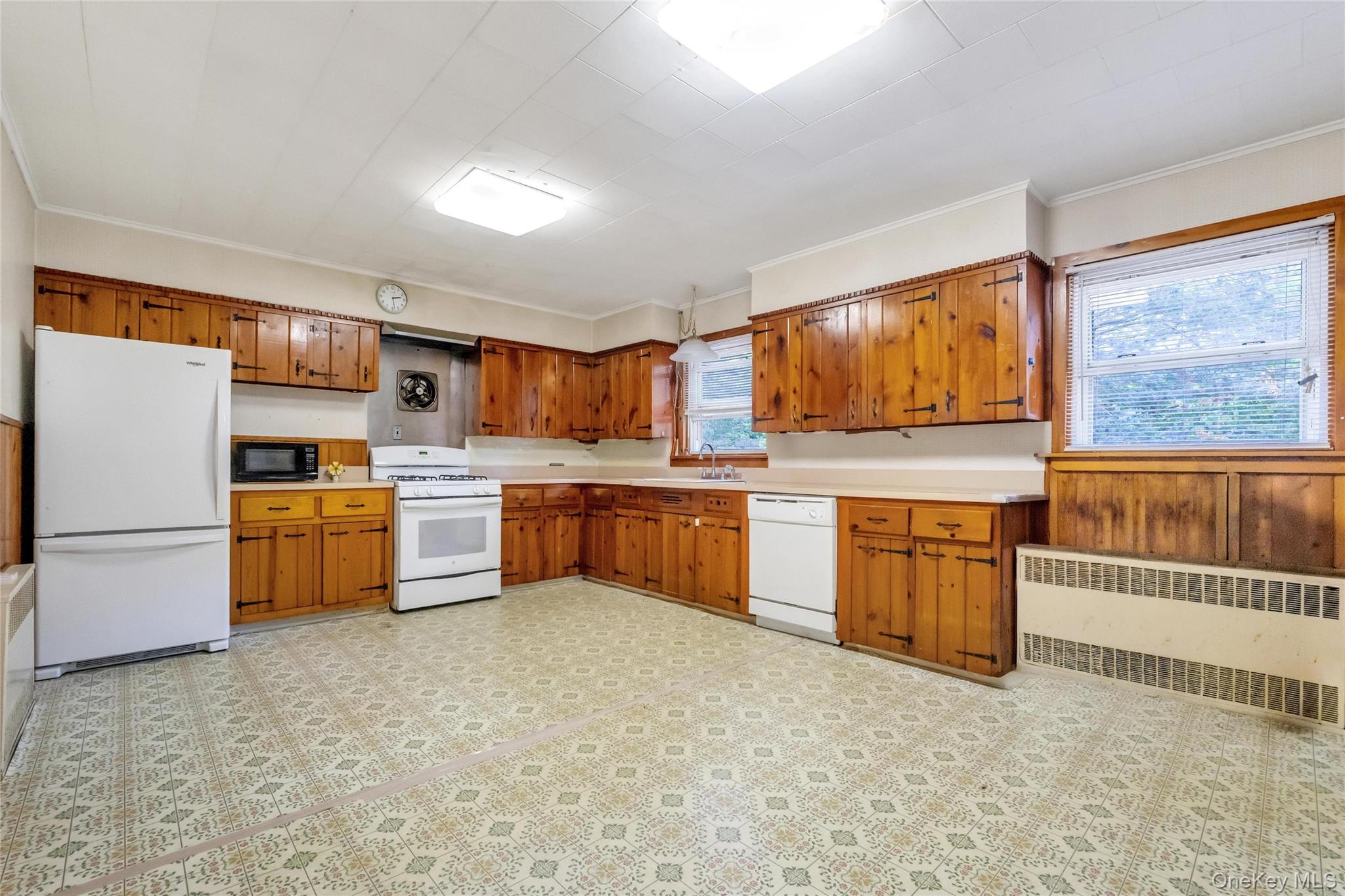 62 Squires Avenue – For Sale photo 8