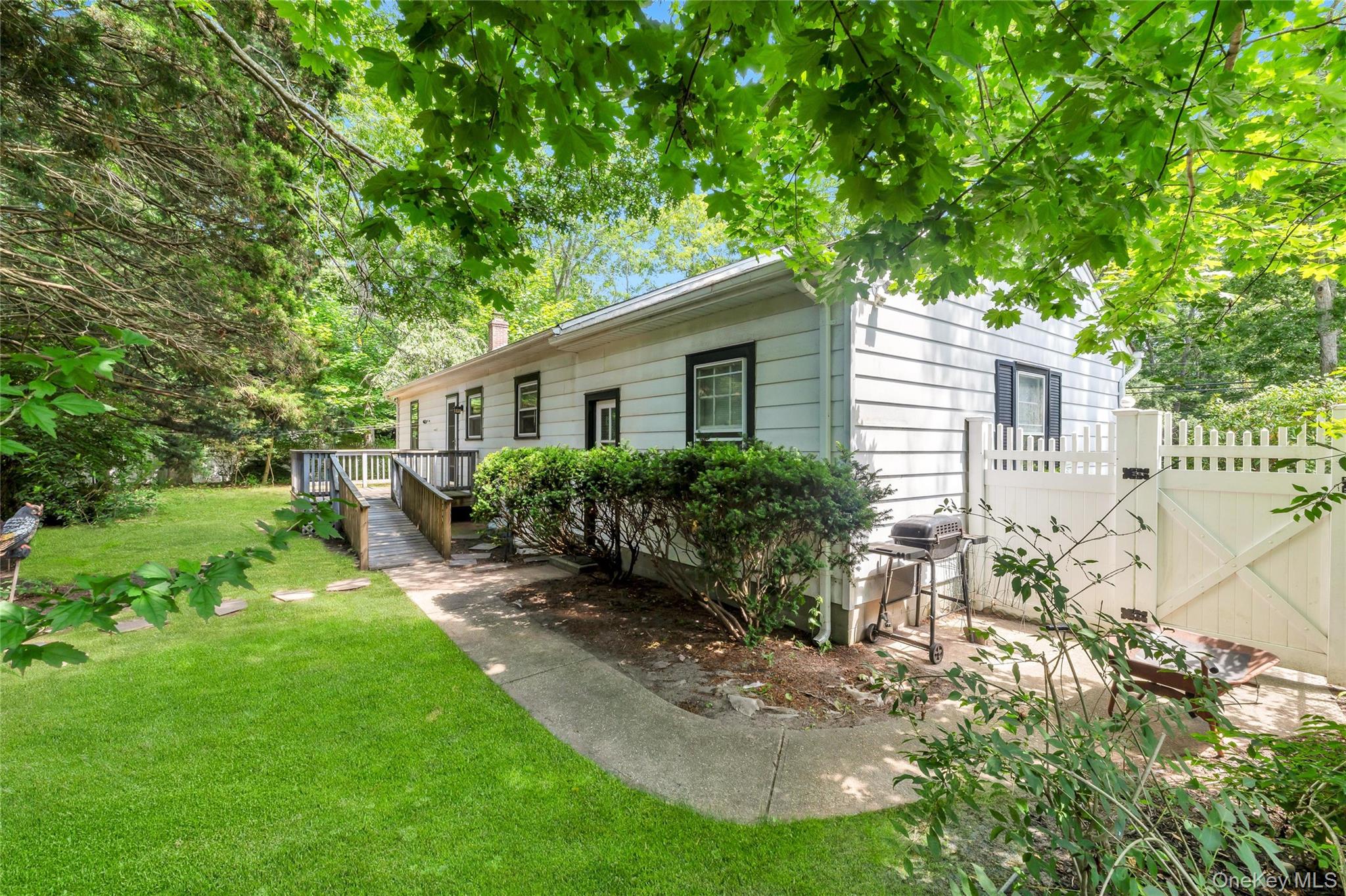 62 Squires Avenue – For Sale photo 3