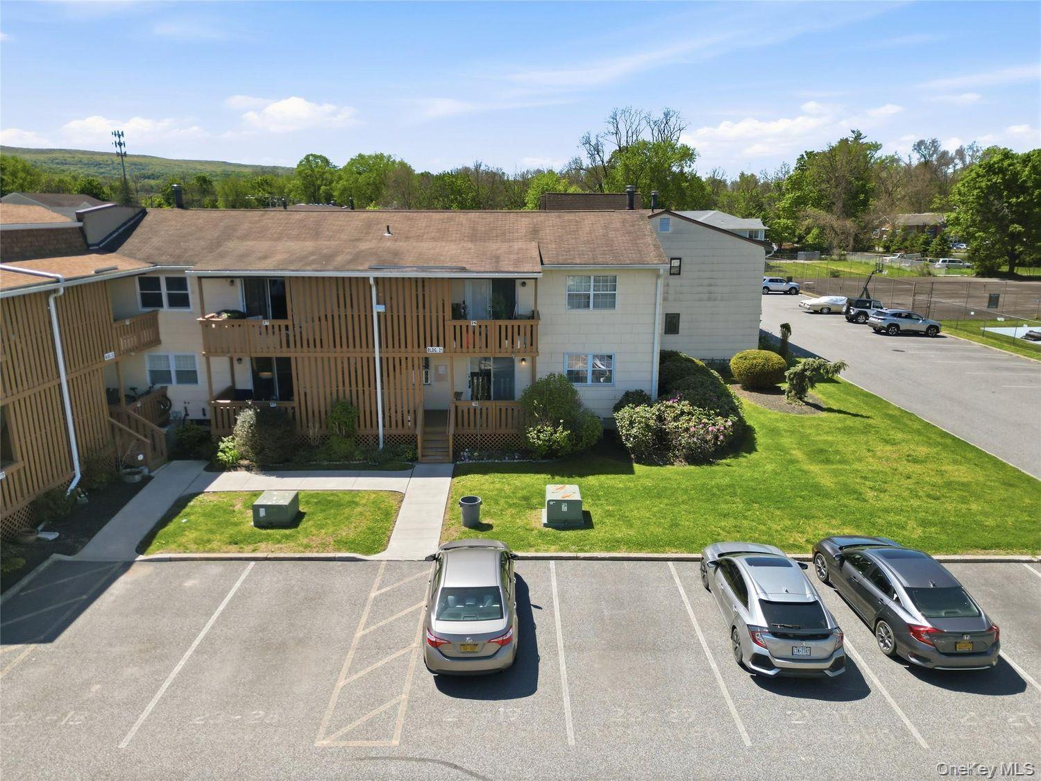 21 Weathervane Drive, Unit 16 photo 4